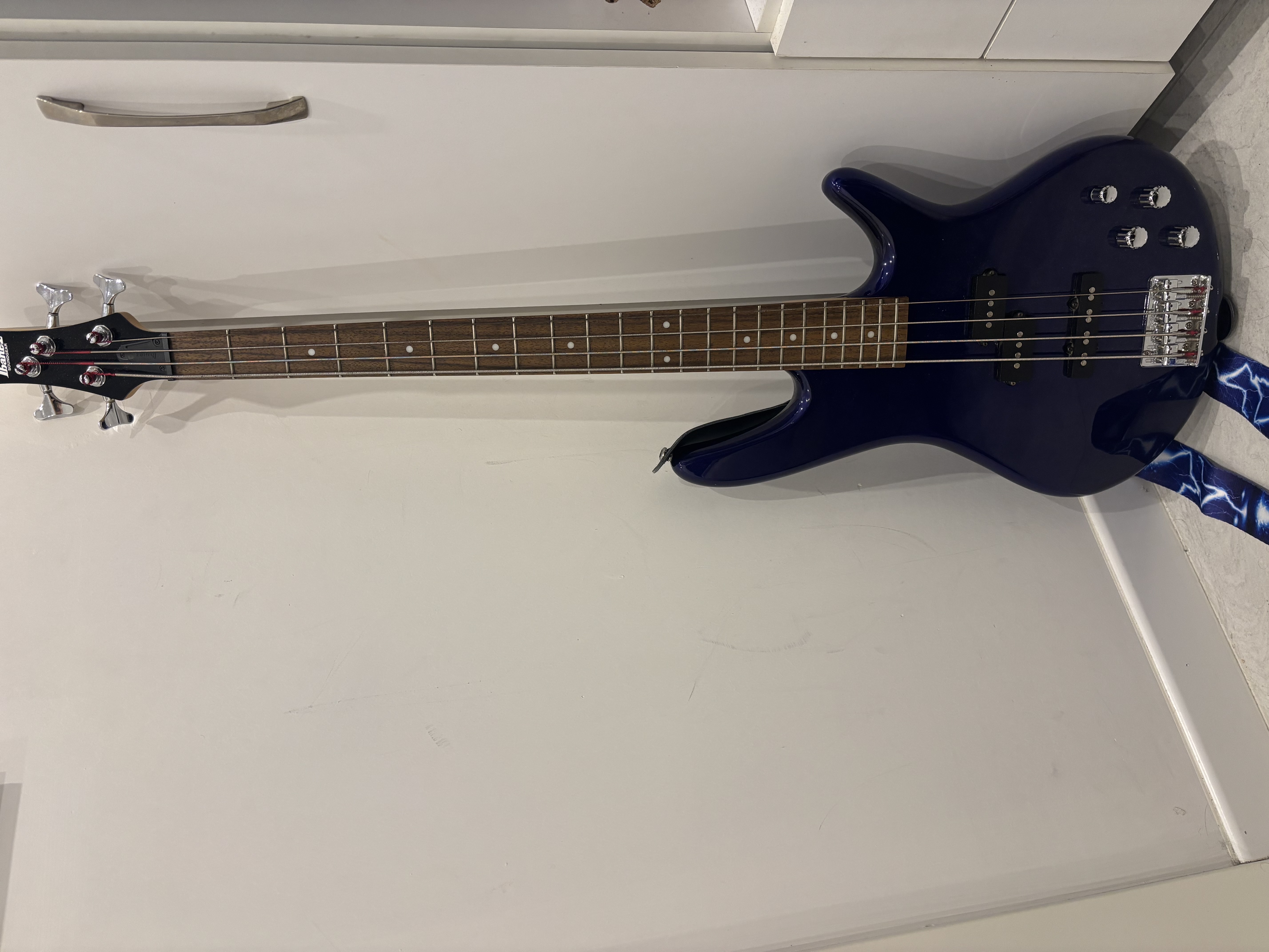 ibanez gsr200 bas gitar 3