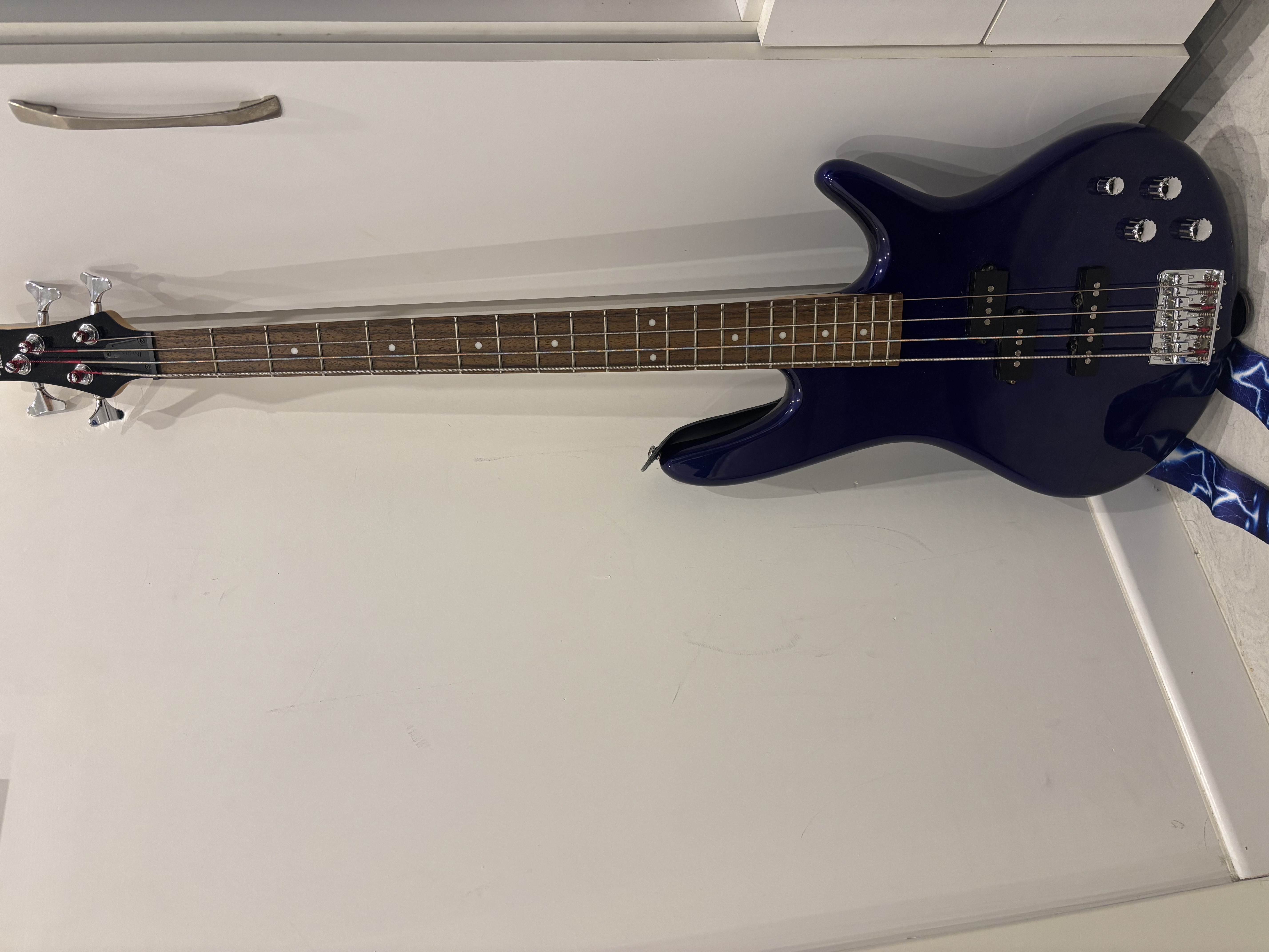 ibanez gsr200 bas gitar 2