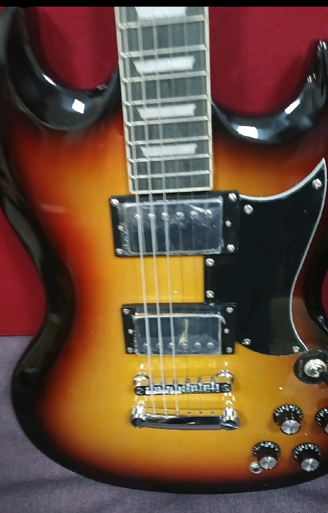 Sıfır Satılık "Yarasa Kasa Cross Marka"Elektro Gitar 3