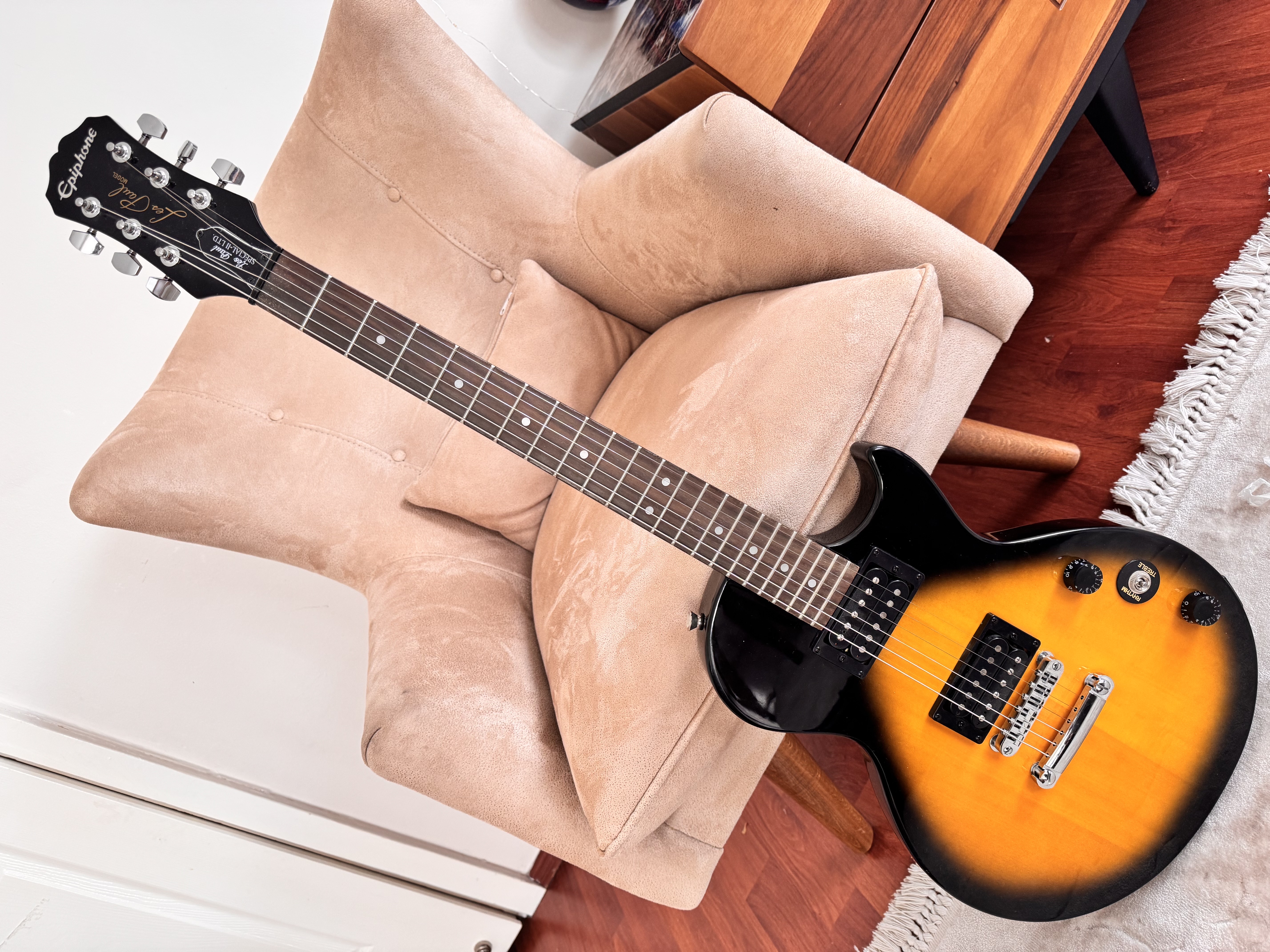 Epiphone Les Paul Special 2 Elektro Gitar Seti 2