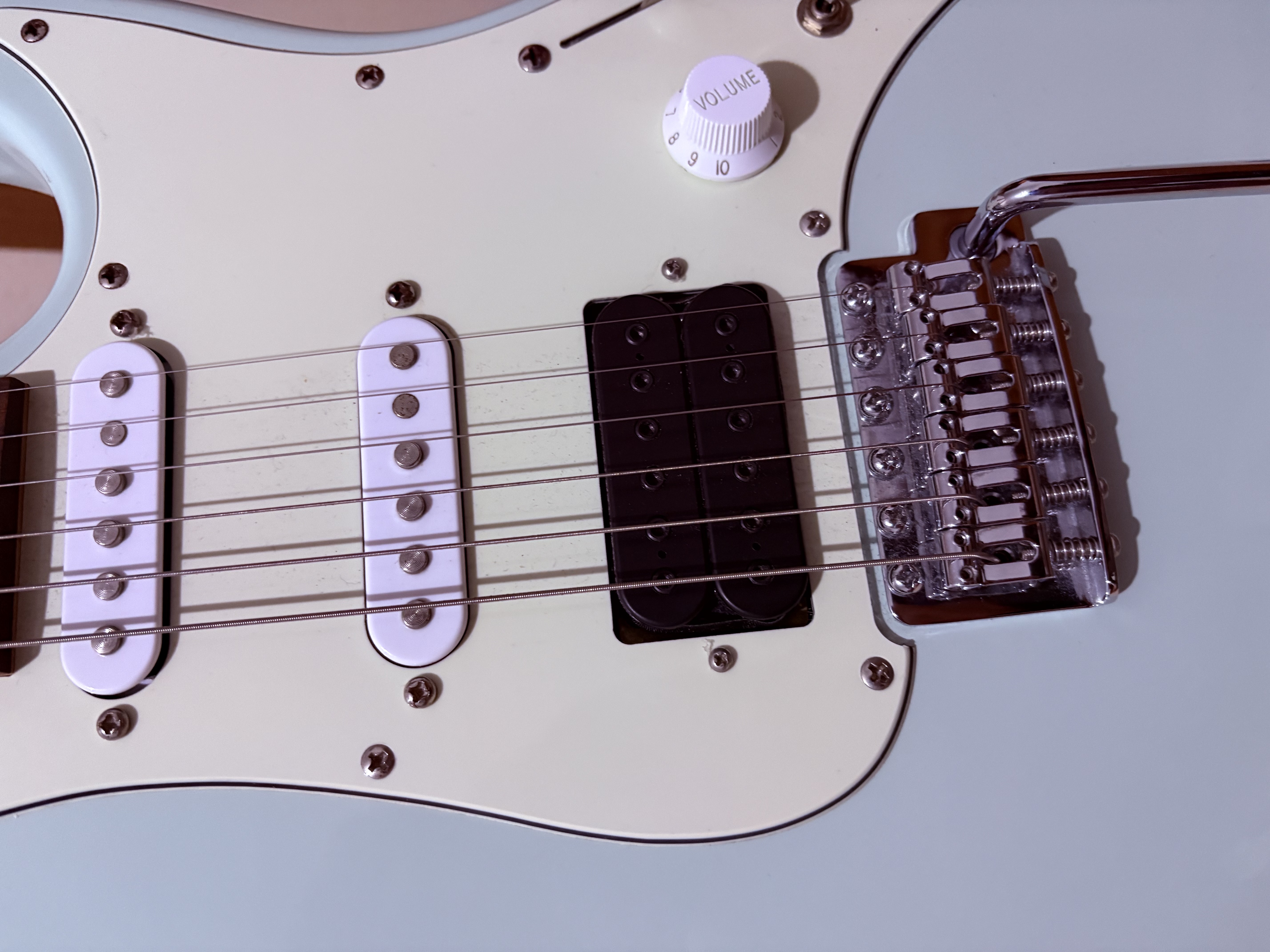 IBANEZ AZES40-MGR HSS Trem Mint Green Elektro Gitar 2
