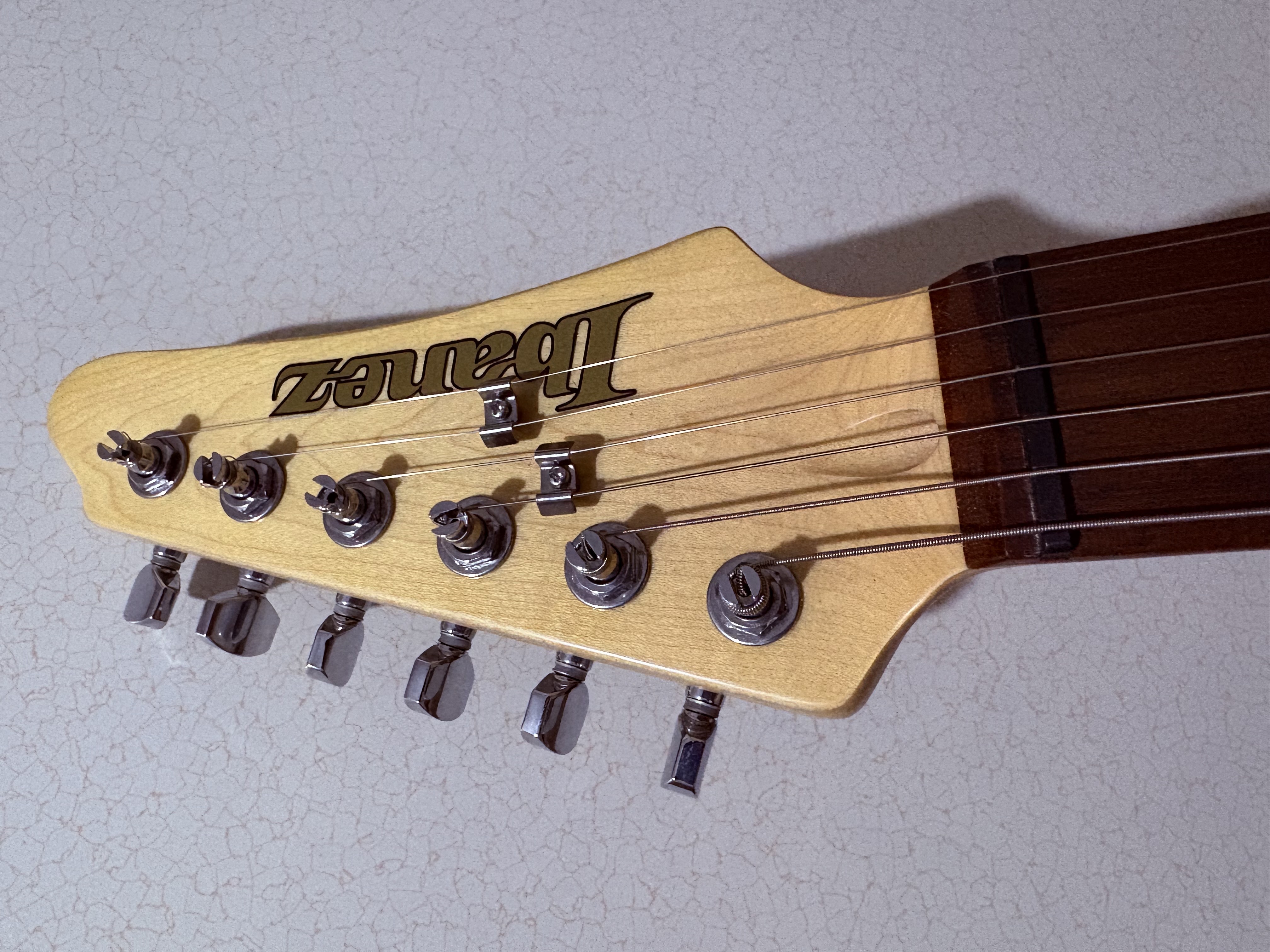 IBANEZ AZES40-MGR HSS Trem Mint Green Elektro Gitar 6