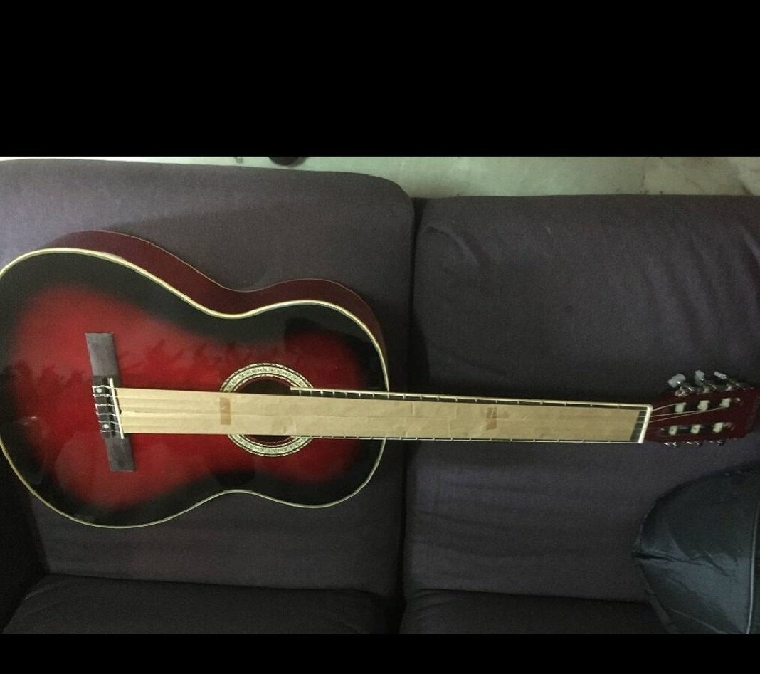 CLARISS Marka Maun Malz.Klasik Gitar-kullanılmamış durumda 2