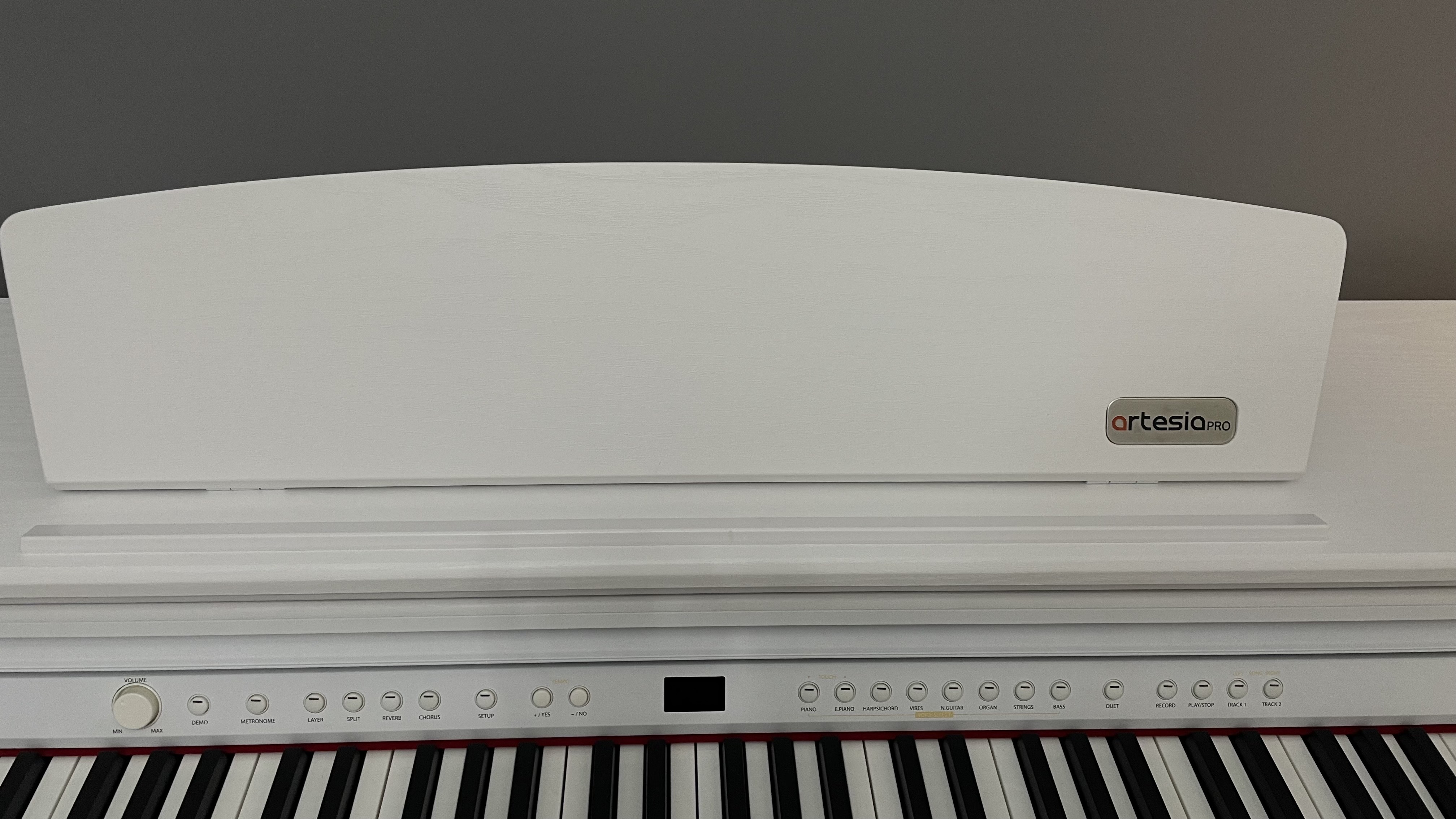 ARTESIA DP-3-WH Piano (Mat Beyaz) ve Beyaz Piano Taburesi 3