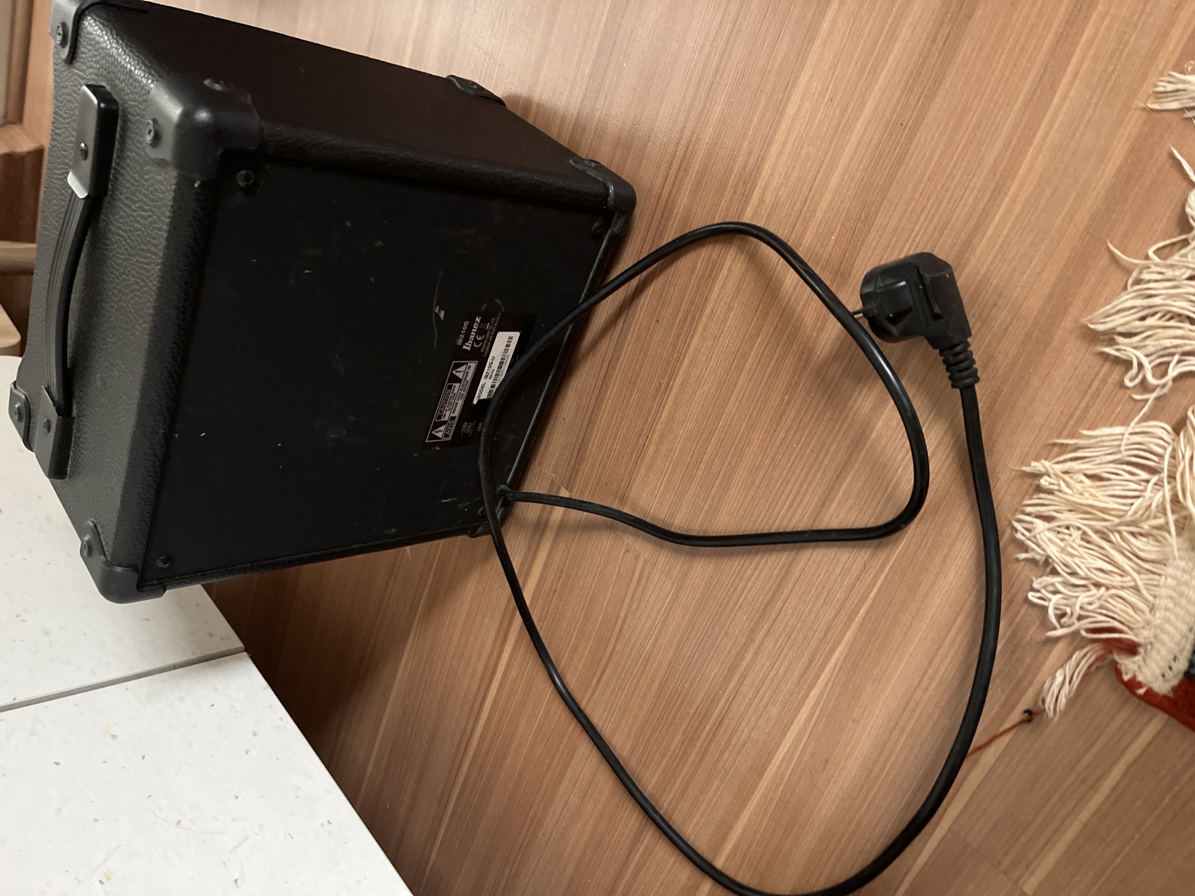 ibanez IBZ10G 10 watt amfi 3