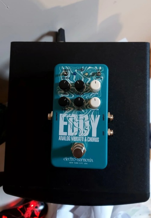 Electro Harmonix Eddy Analog Vibrato & Chorus Pedal ( OLR 26-26039 ) 4
