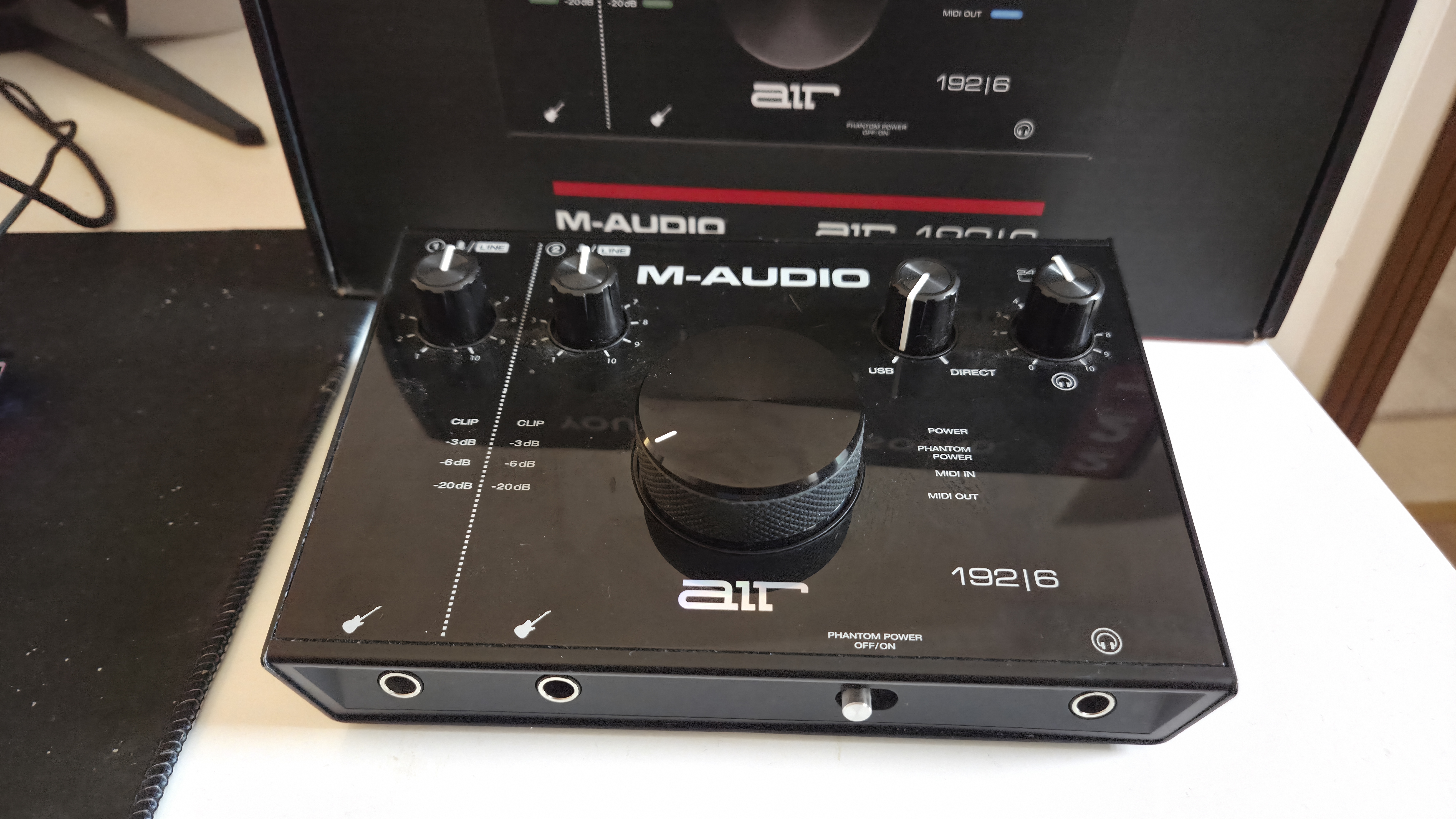 M-Audio Air 192|6 ( OLR 26-26040 ) 4