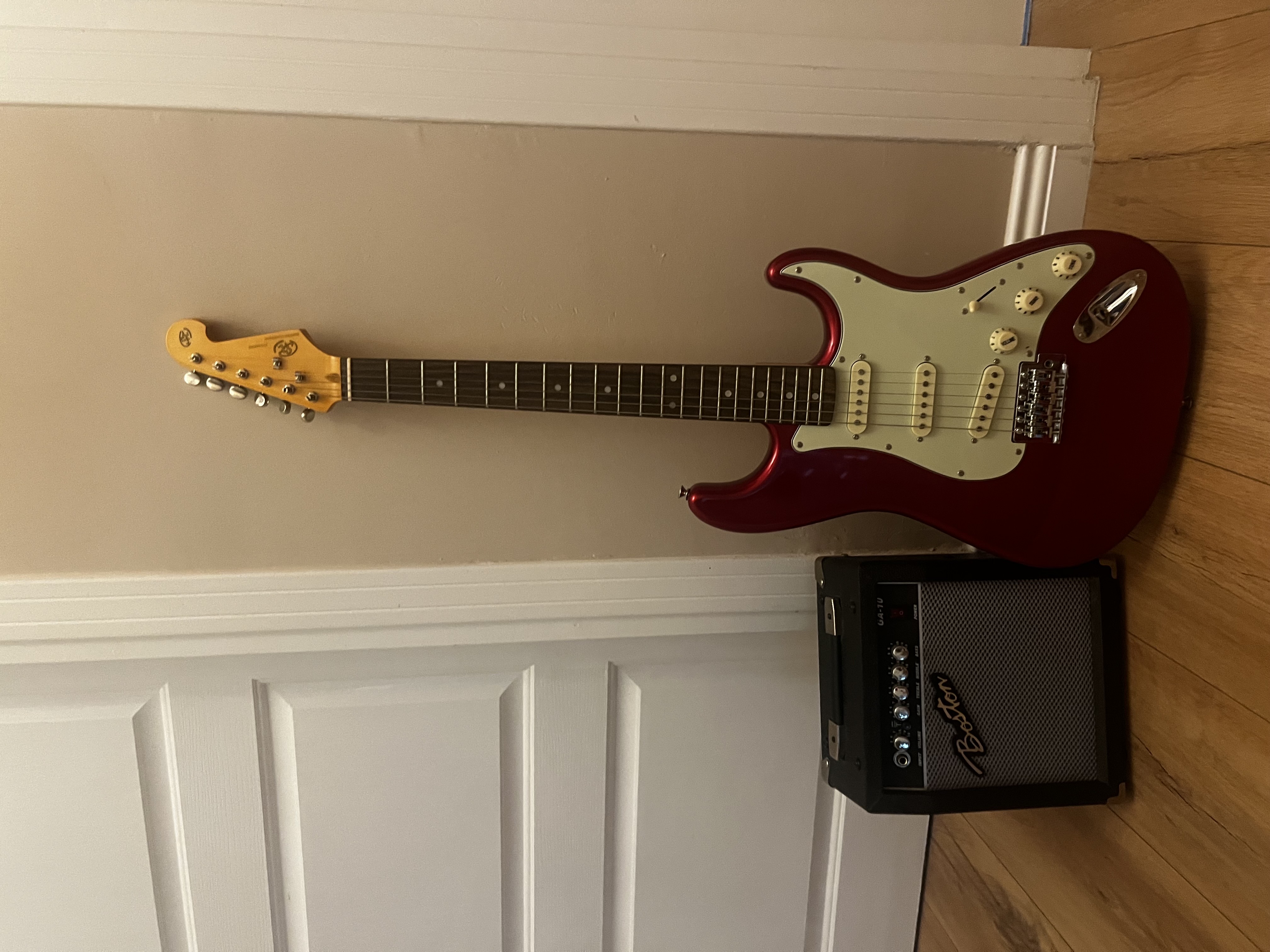 SX Stratocaster Elektro Gitar ve Boston Amfi 1