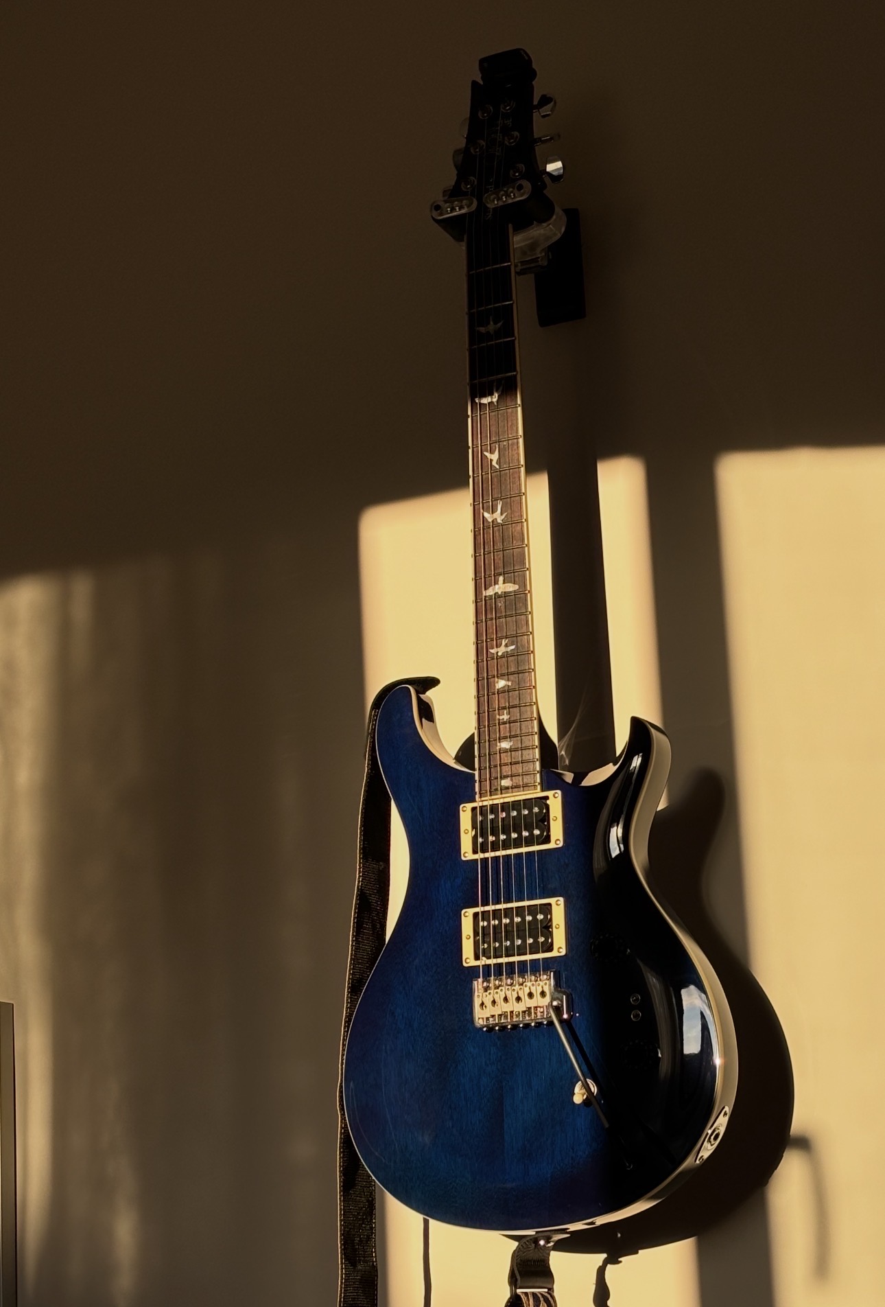 SE Standard 24-08 Elektro Gitar (Trans Blue) 3