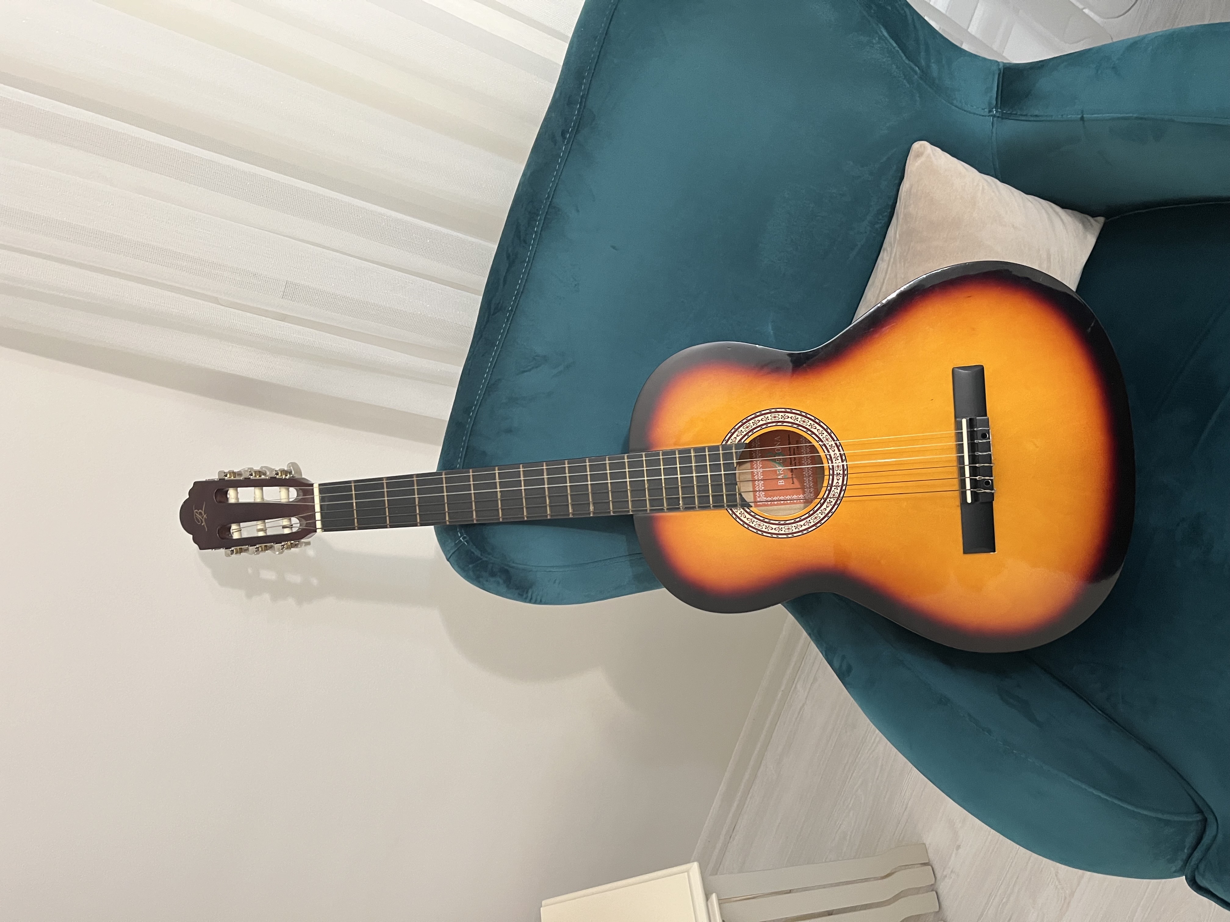 Barcelona Gitar LC3900 1