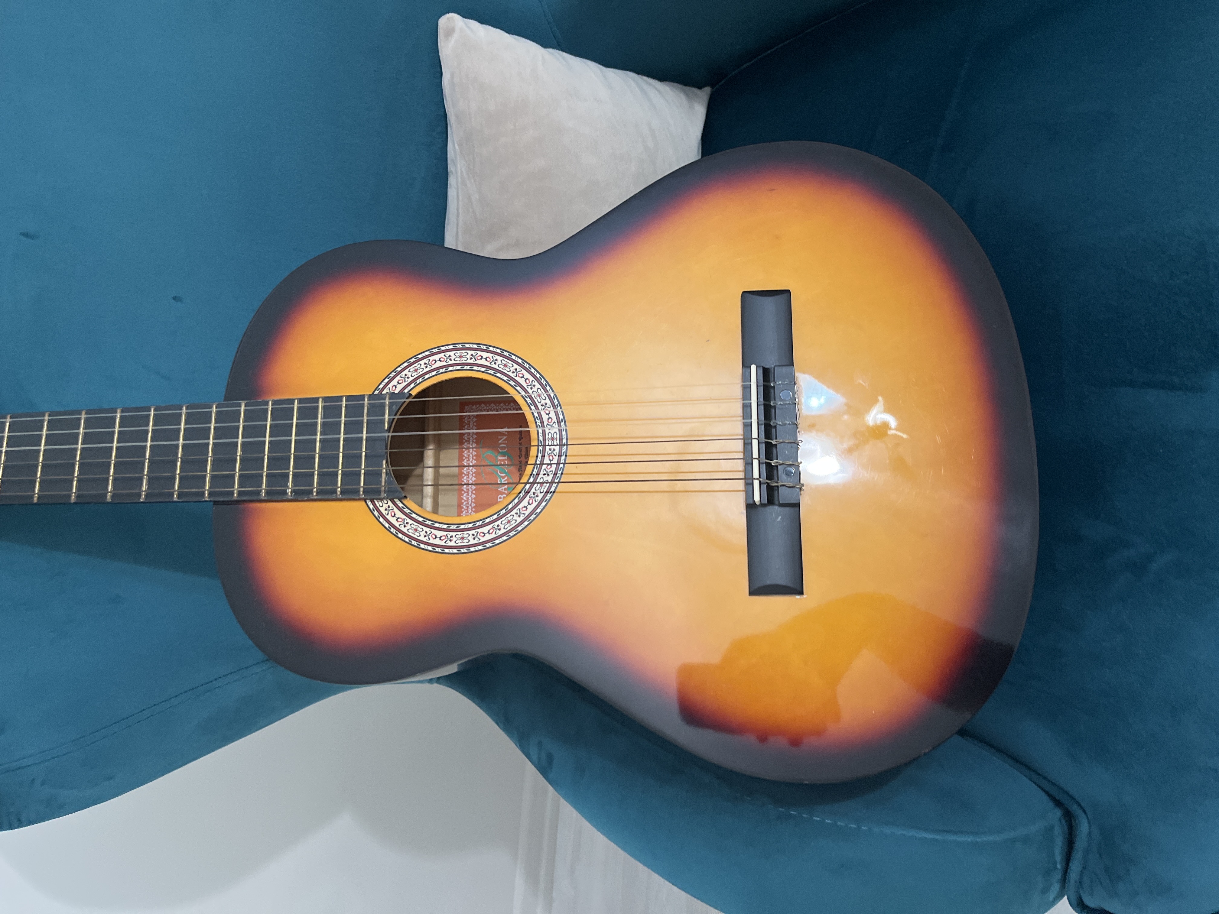 Barcelona Gitar LC3900 8