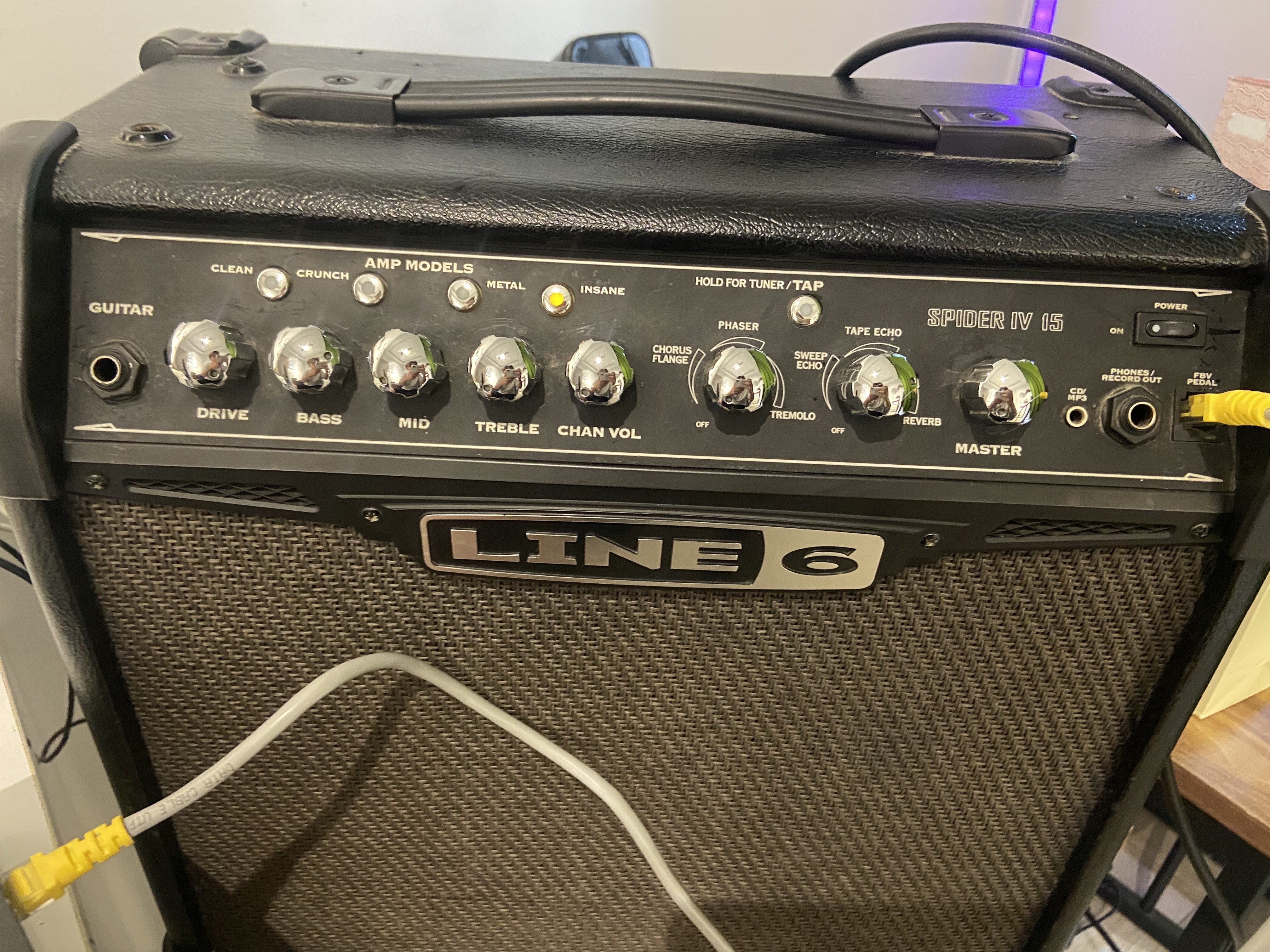 line 6 spider ıv 15 gitar amfisi 2