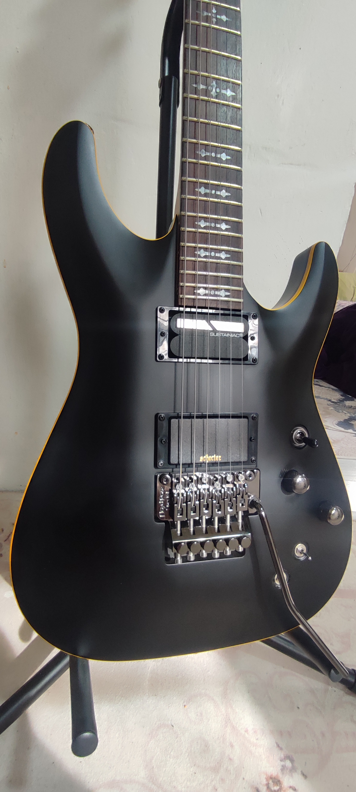 Schecter Demon-6 FR-S Elektro Gitar 1