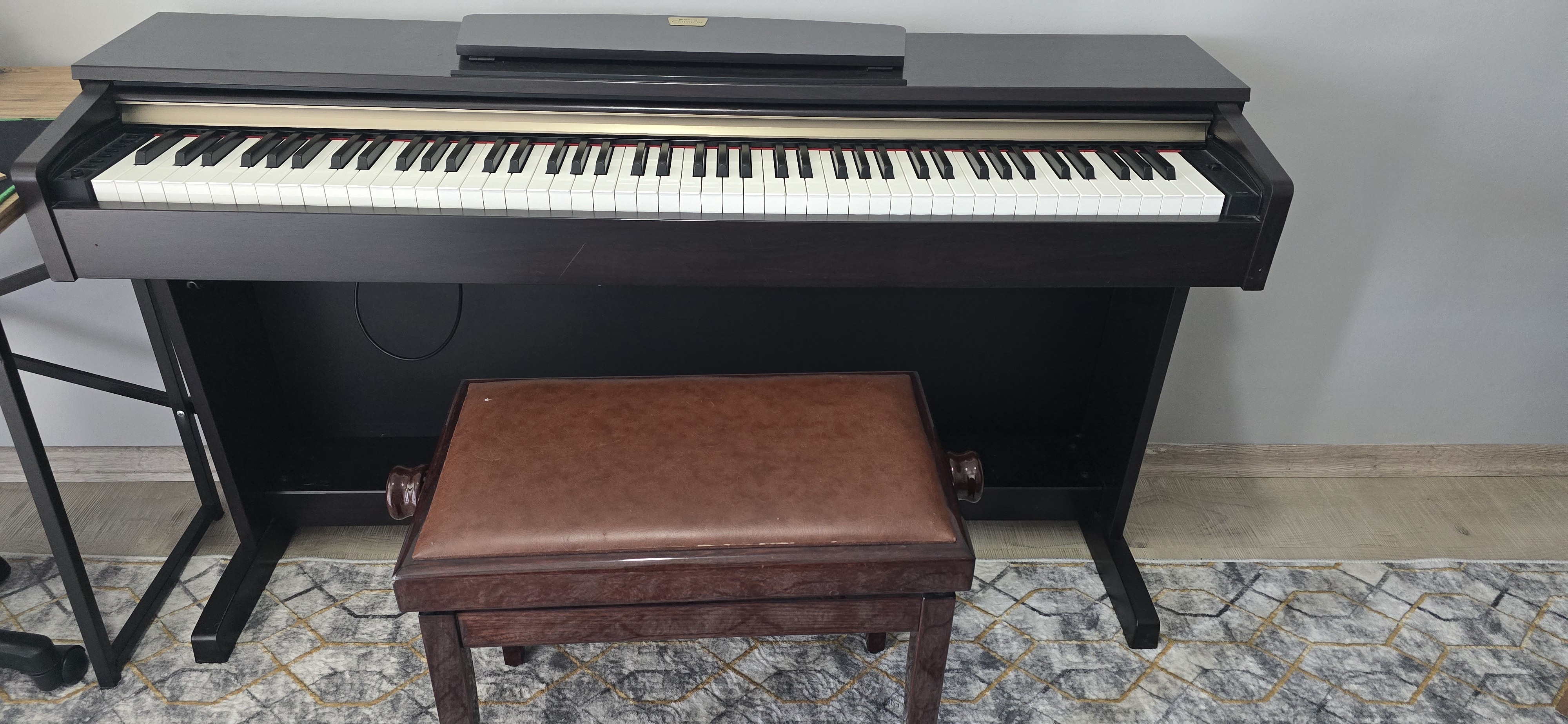 Yamaha Dıgıtal pıano clp-320 1