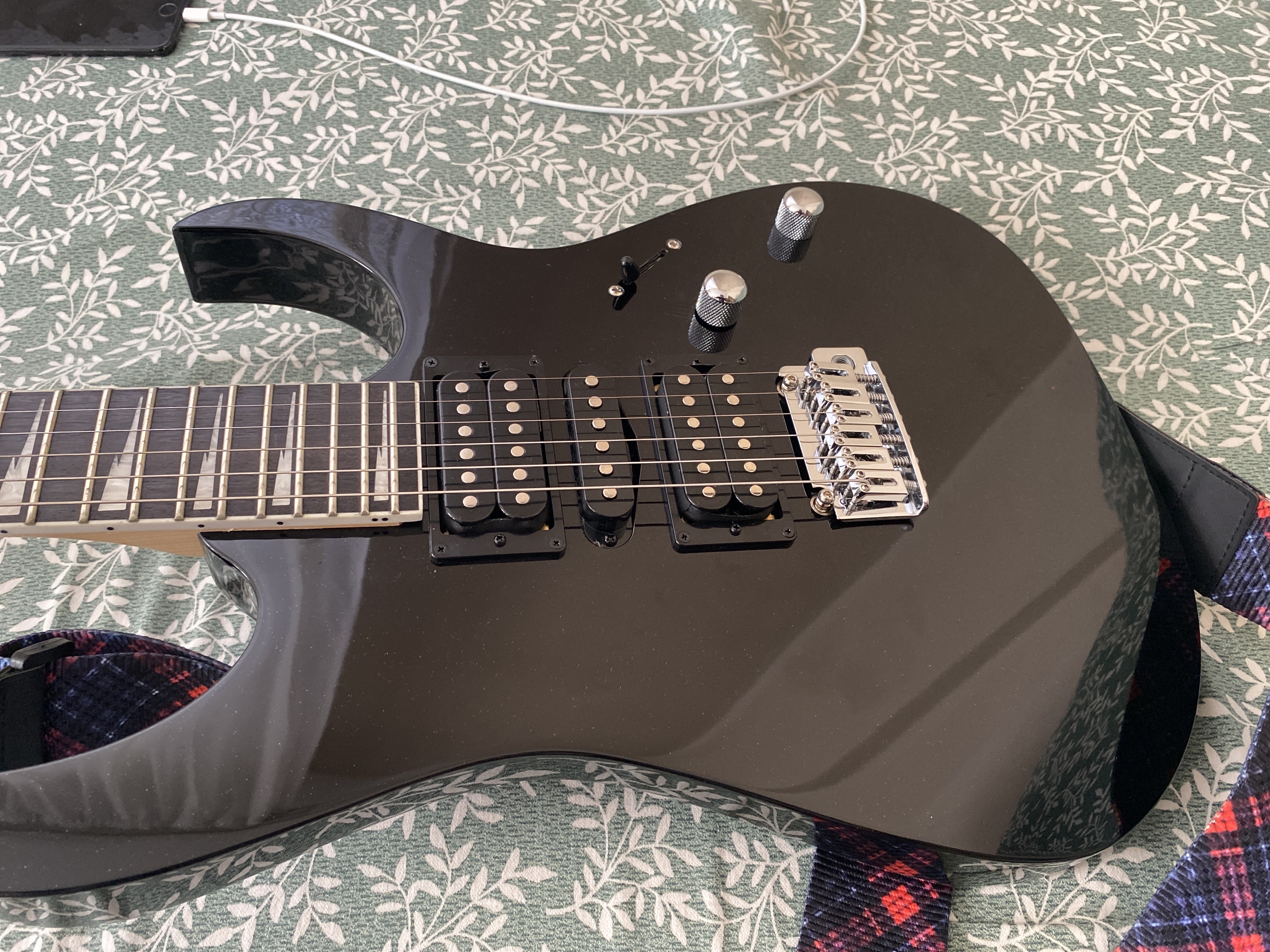 IBANEZ GRG170DX-BKN GIO RG Serisi Black Night Elektro Gitar 3