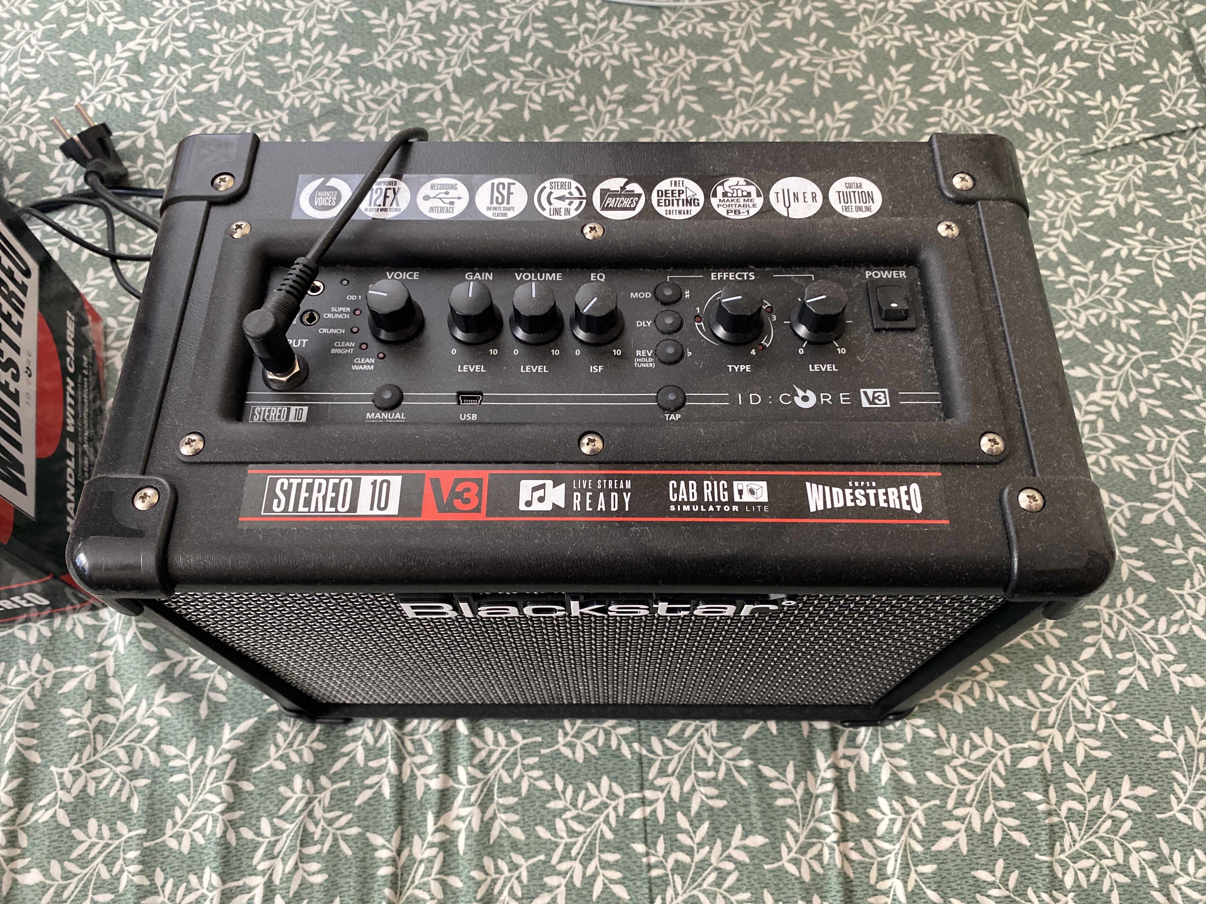 Blackstar ID:Core 10 V3 Dijital Kombo Elektro Gitar Amfi 1