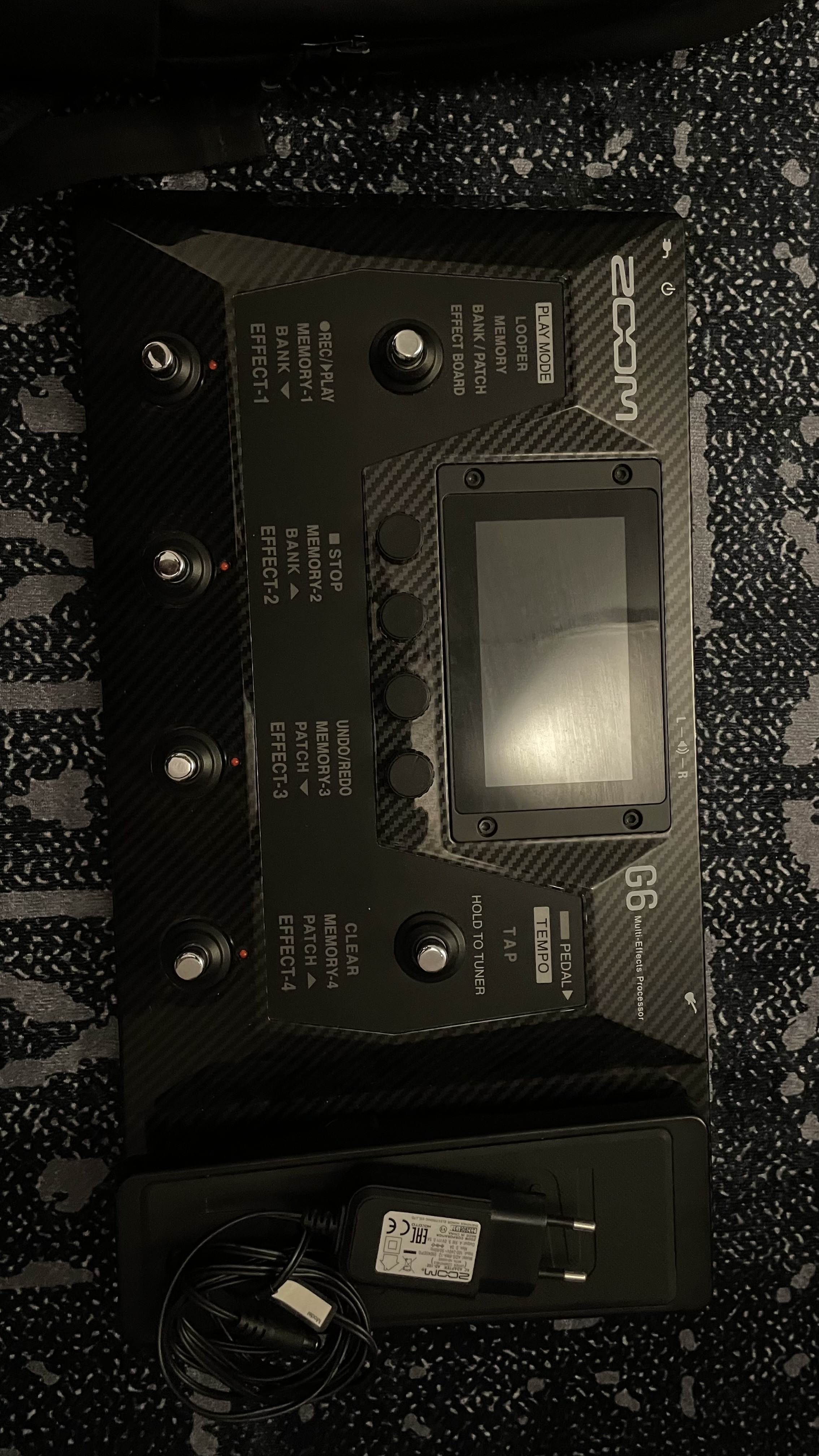 Zoom G6 Multi Efekt Prosesörü 2