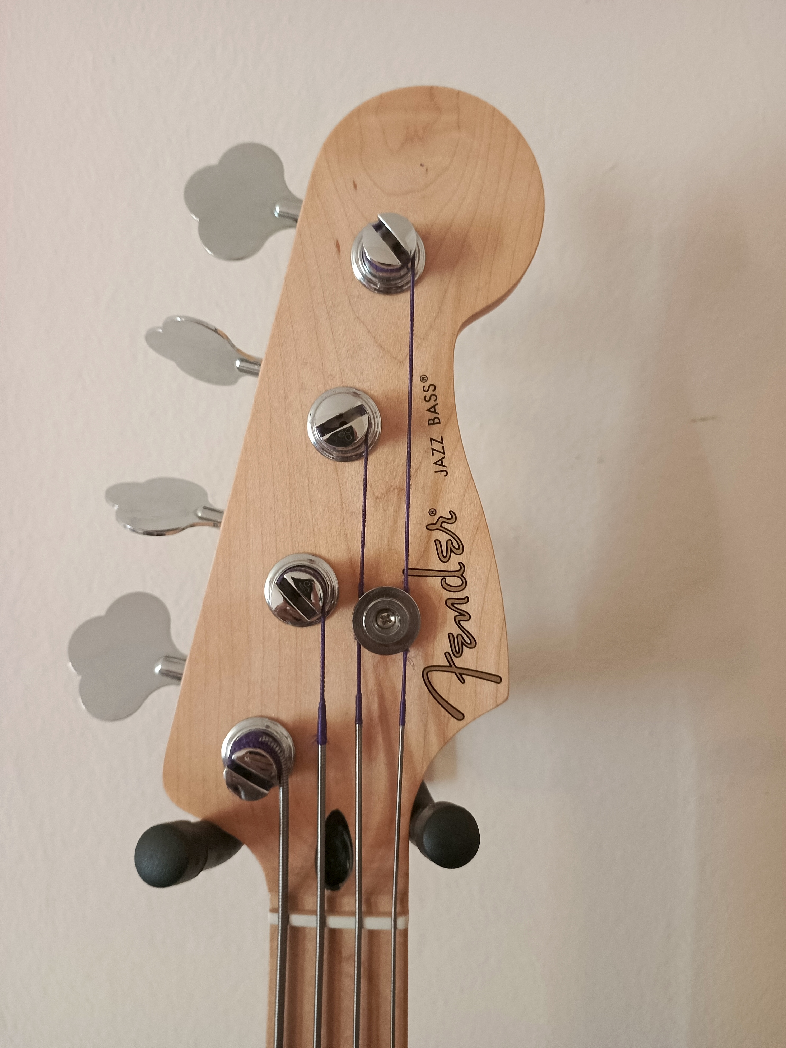 fender player jazz bass 3