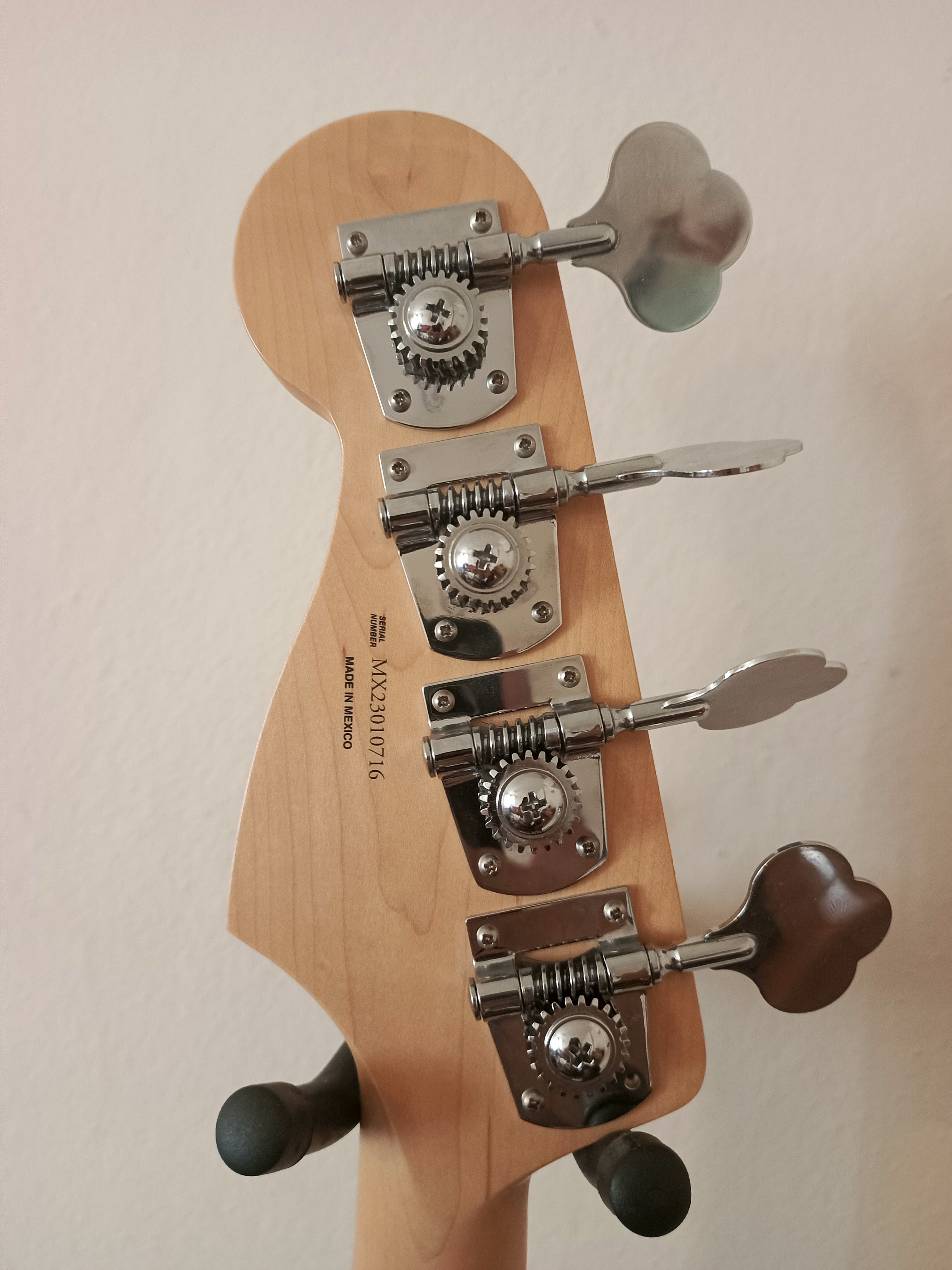 fender player jazz bass 4