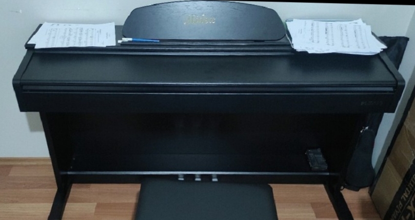 Piyano PLX 190 2