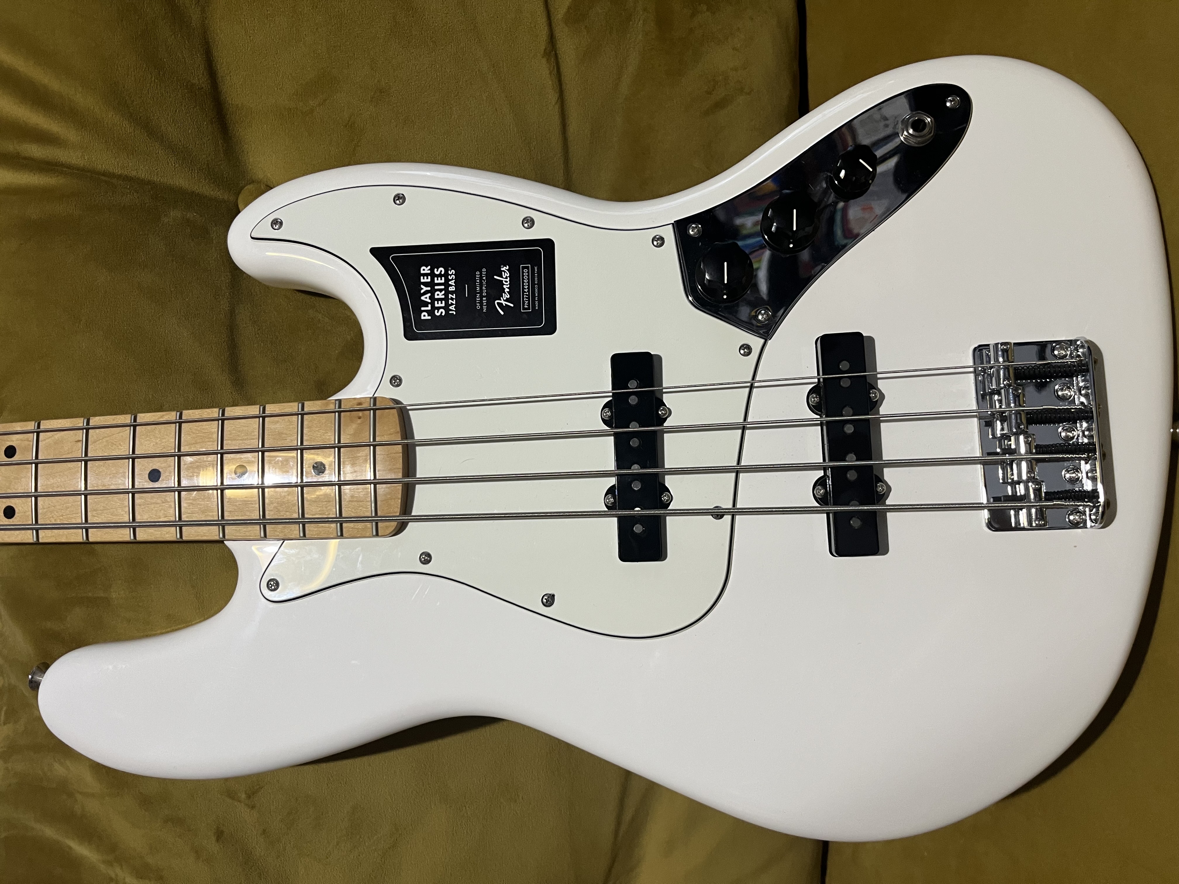 Fender Player Jazz Bass Akçaağaç Klavye Polar White Bas Gitar - Beyaz 2
