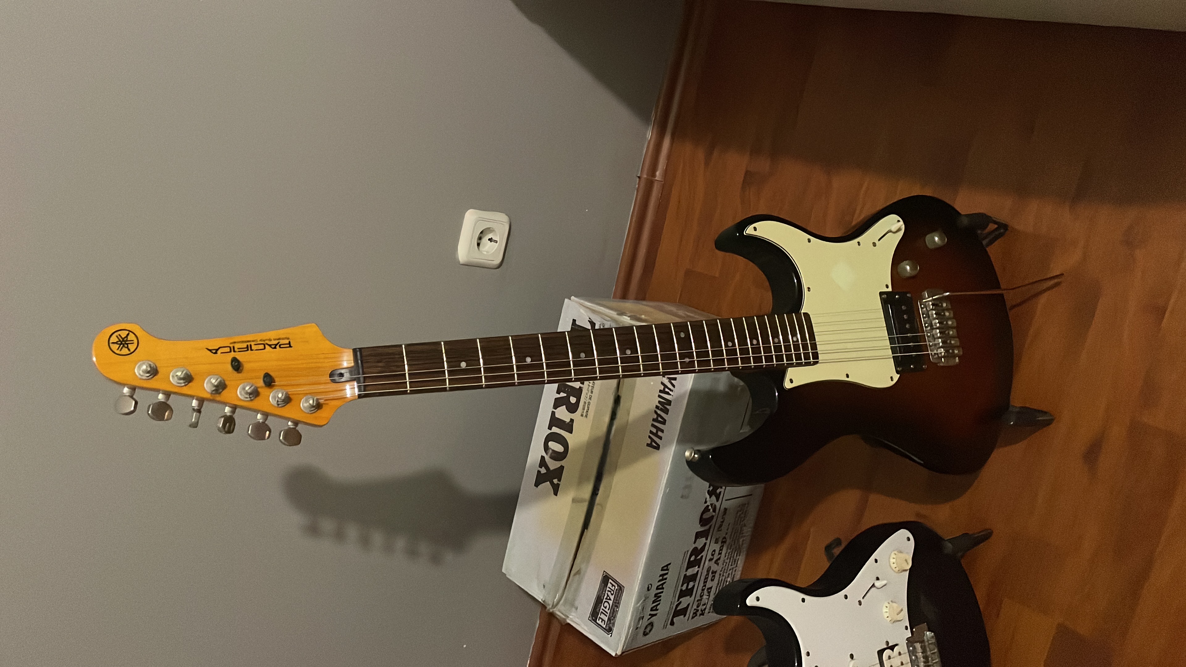 Yamaha Pacifica 510V 4