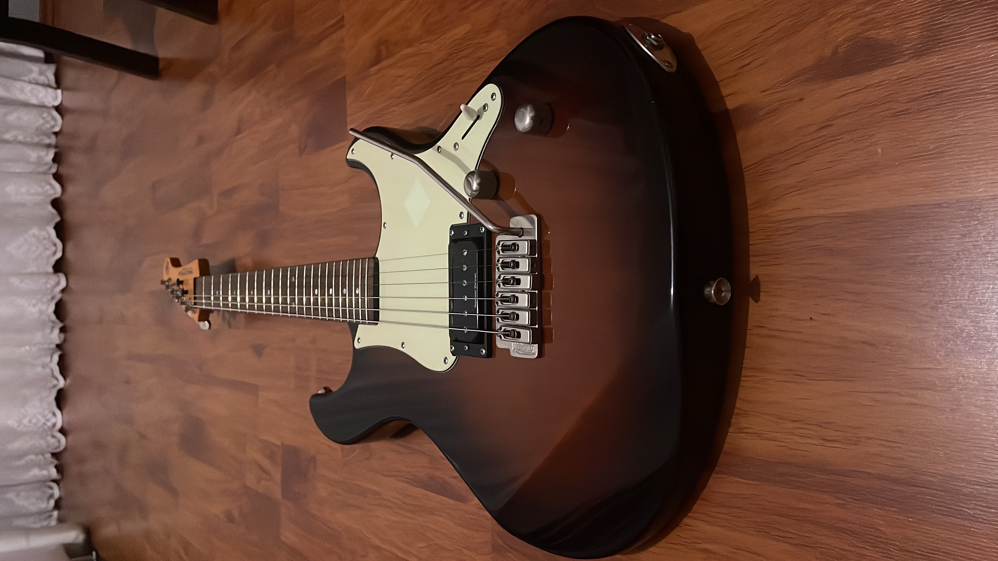 Yamaha Pacifica 510V 1
