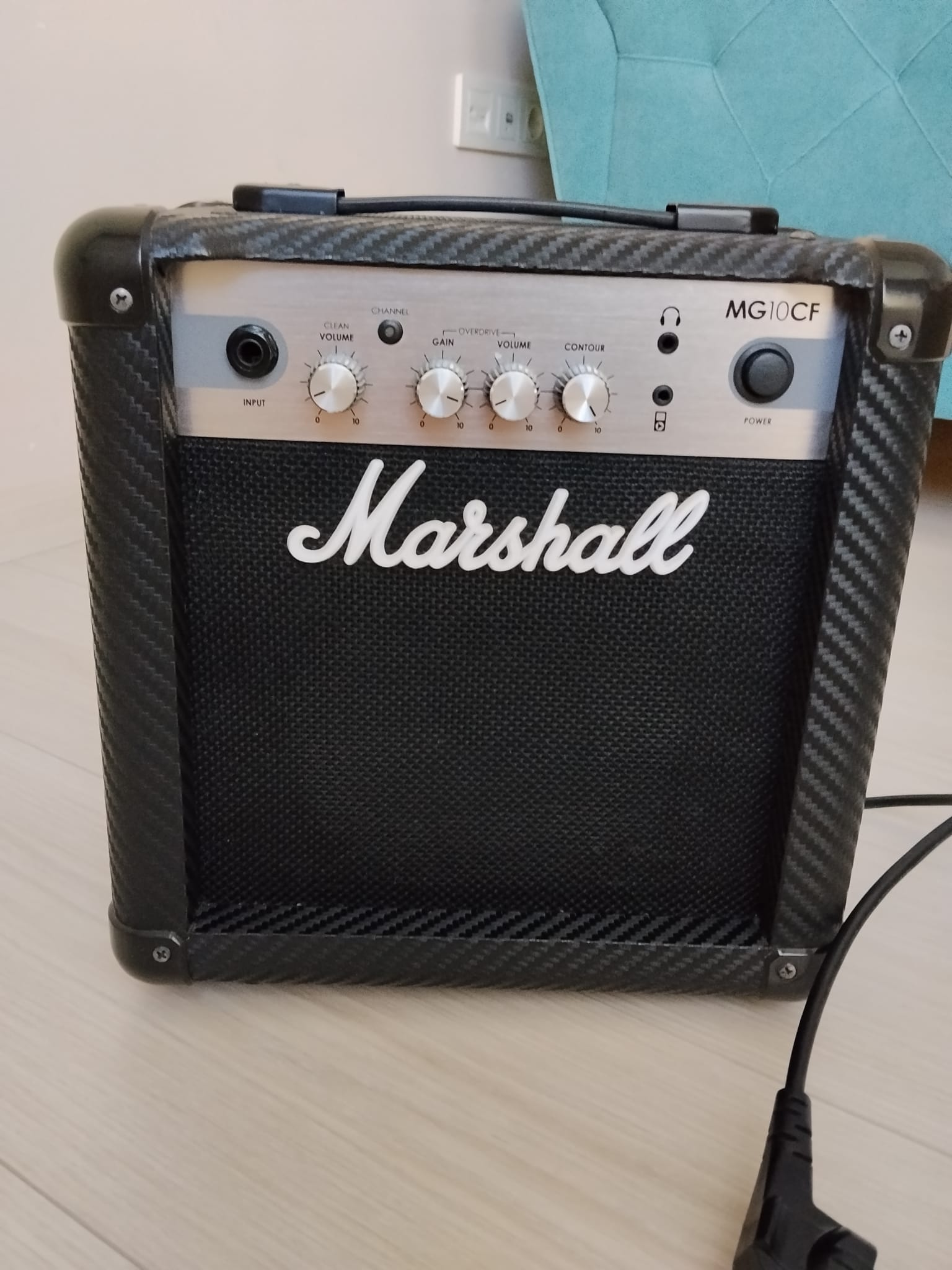 Marshall MG10CF 2