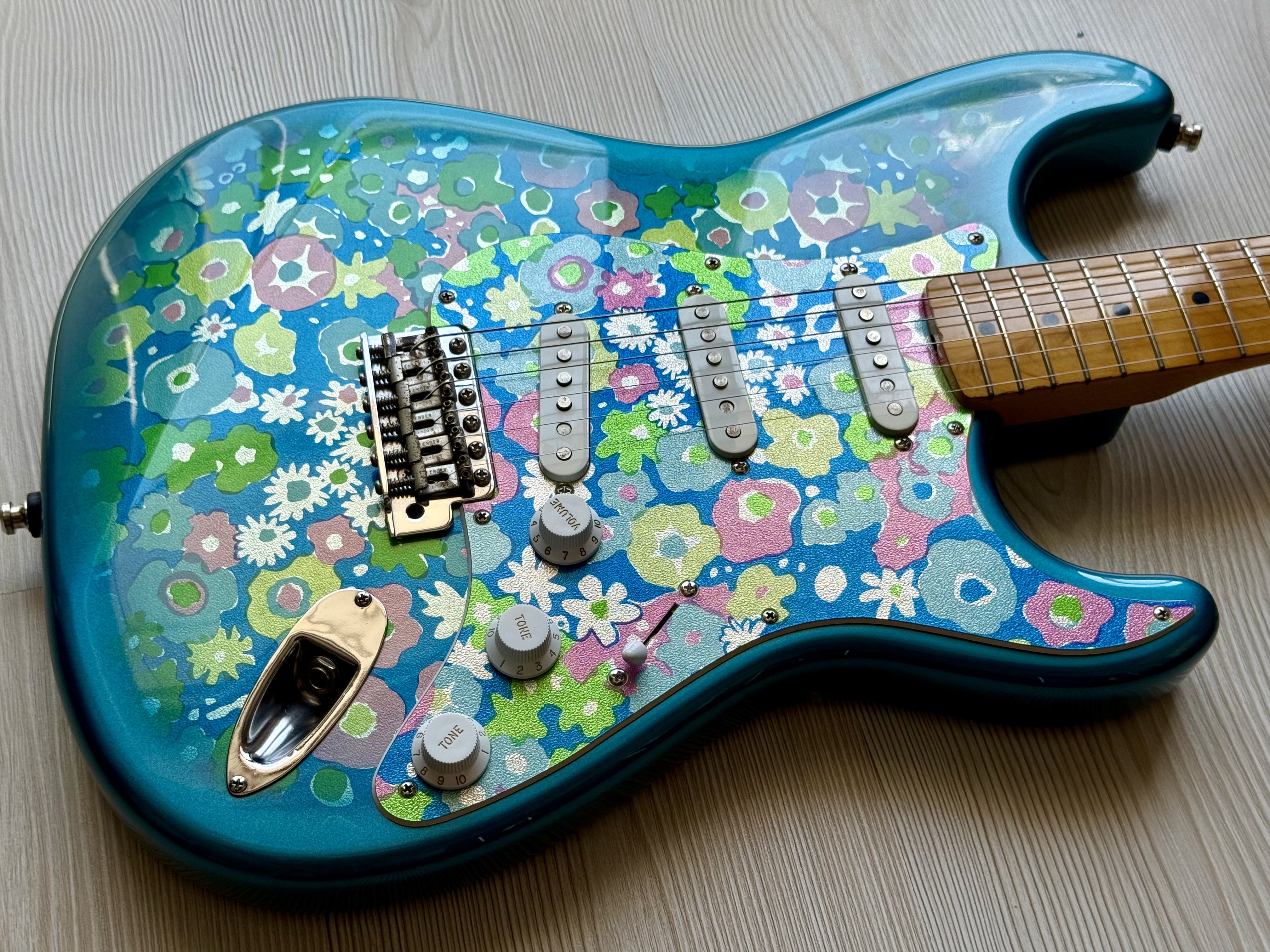 1997 Fender Japan Vintage 57 Reissue Blue Flower Stratocaster Crafted in Japan 2