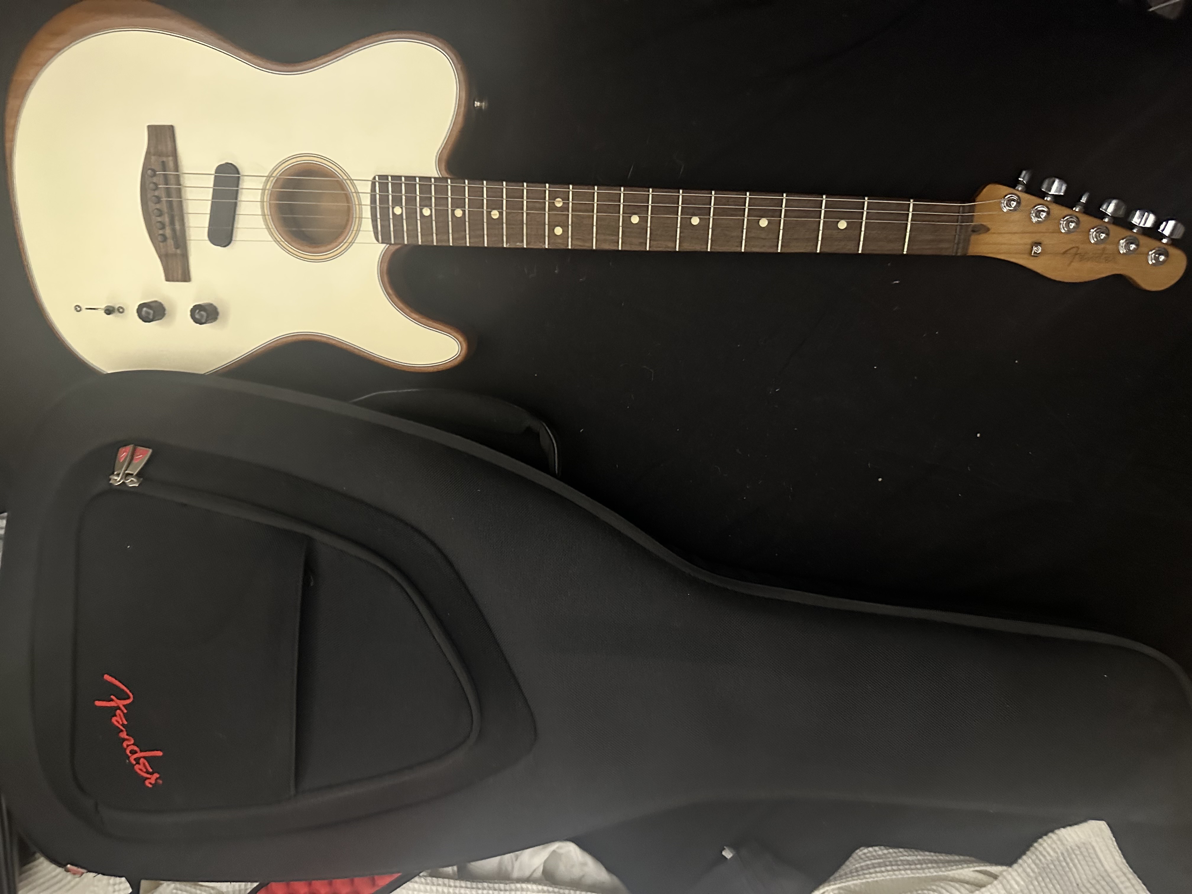 Fender Acoustasonic Player Telecaster 2