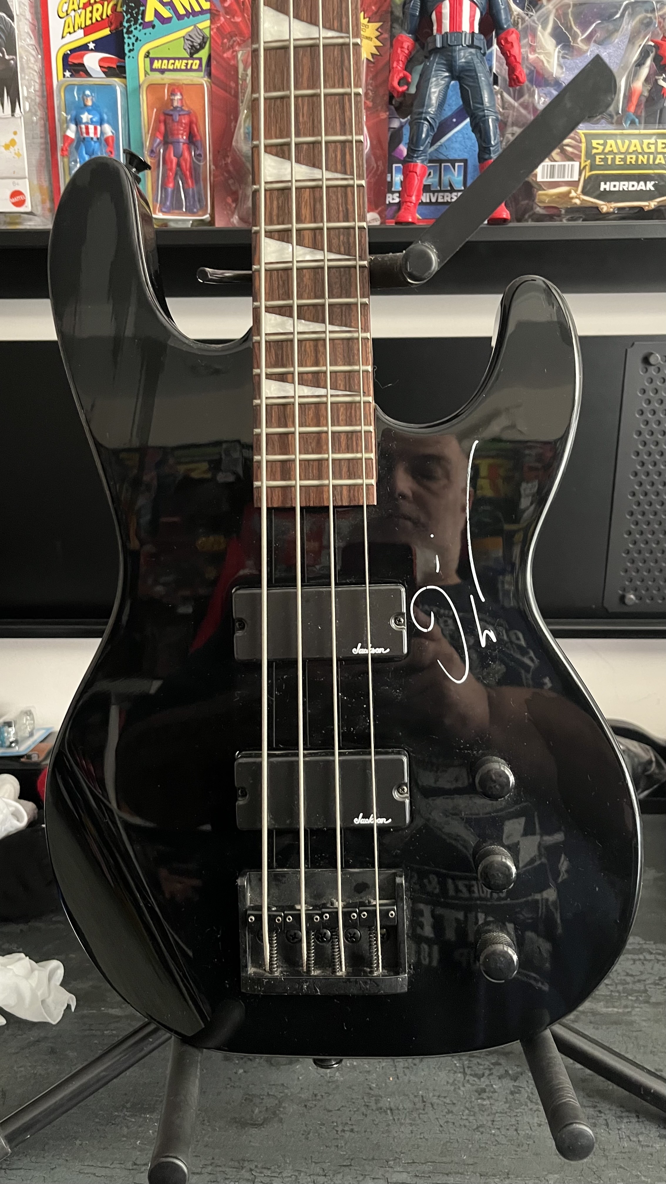 Jackson JS2 Satin Black Bas Gitar DAVID ELLEFSON imzalı . 1