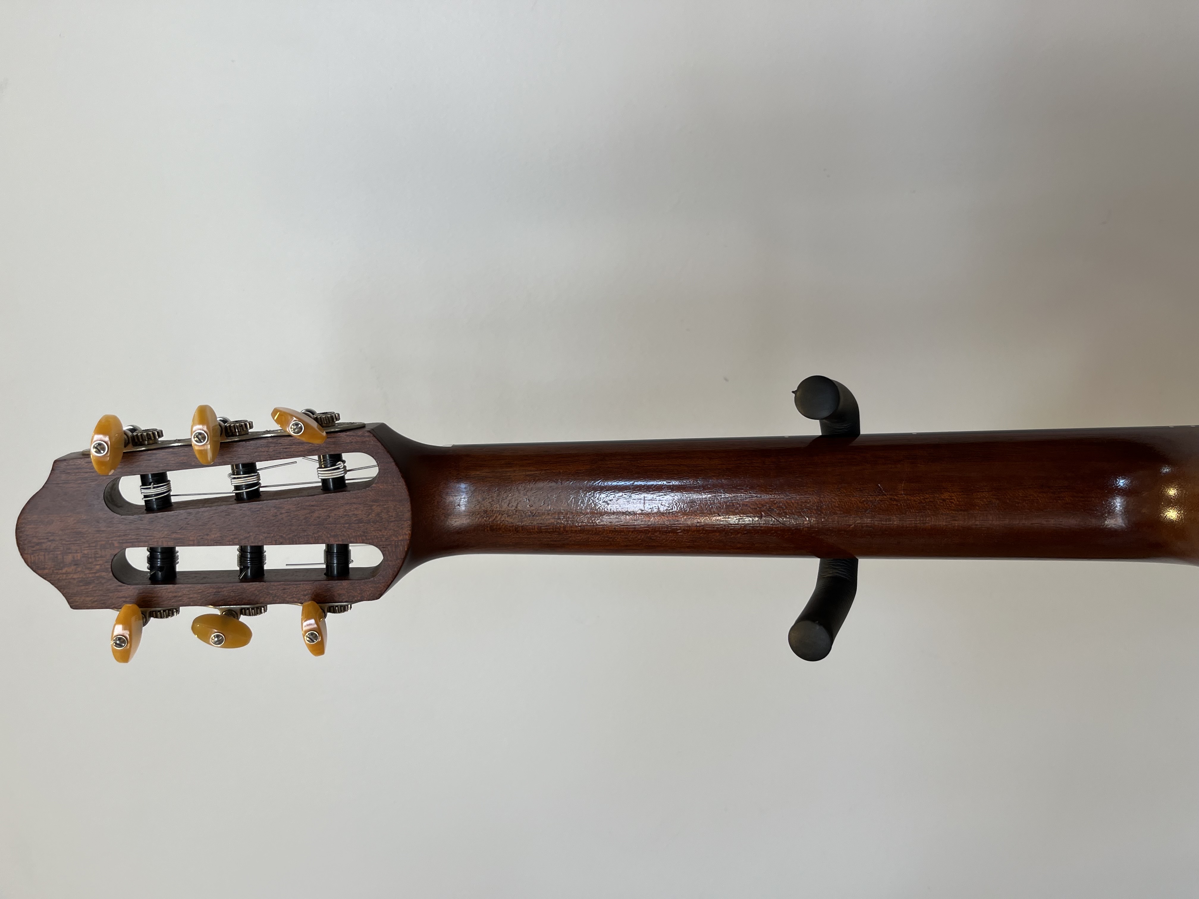Yamaha SLG200N Elektro Klasik Gitar 5