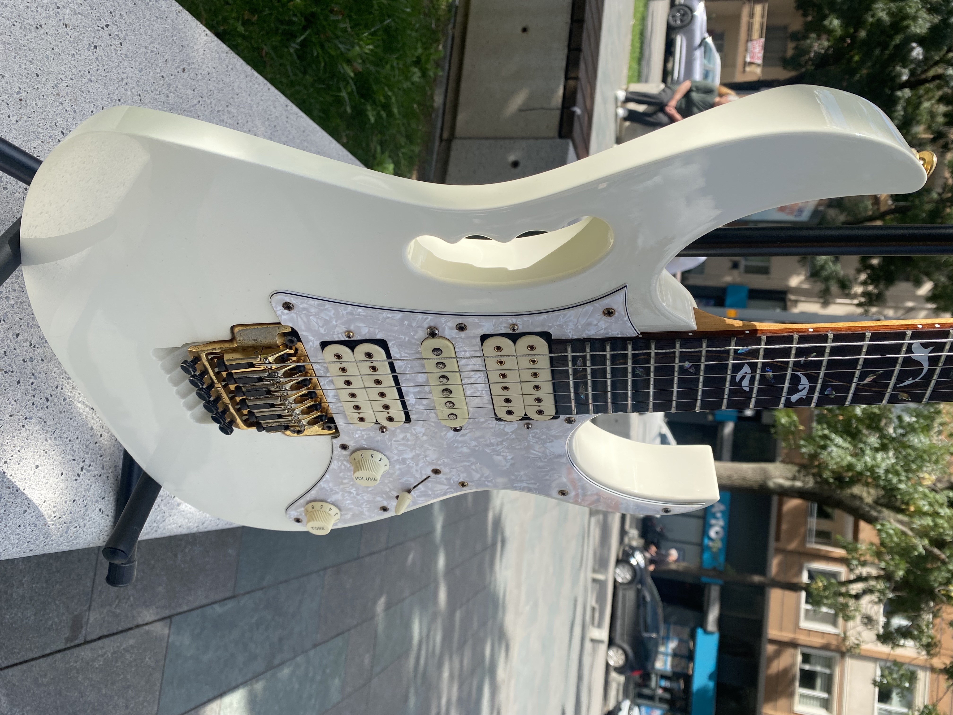 Ibanez Jem V7 3
