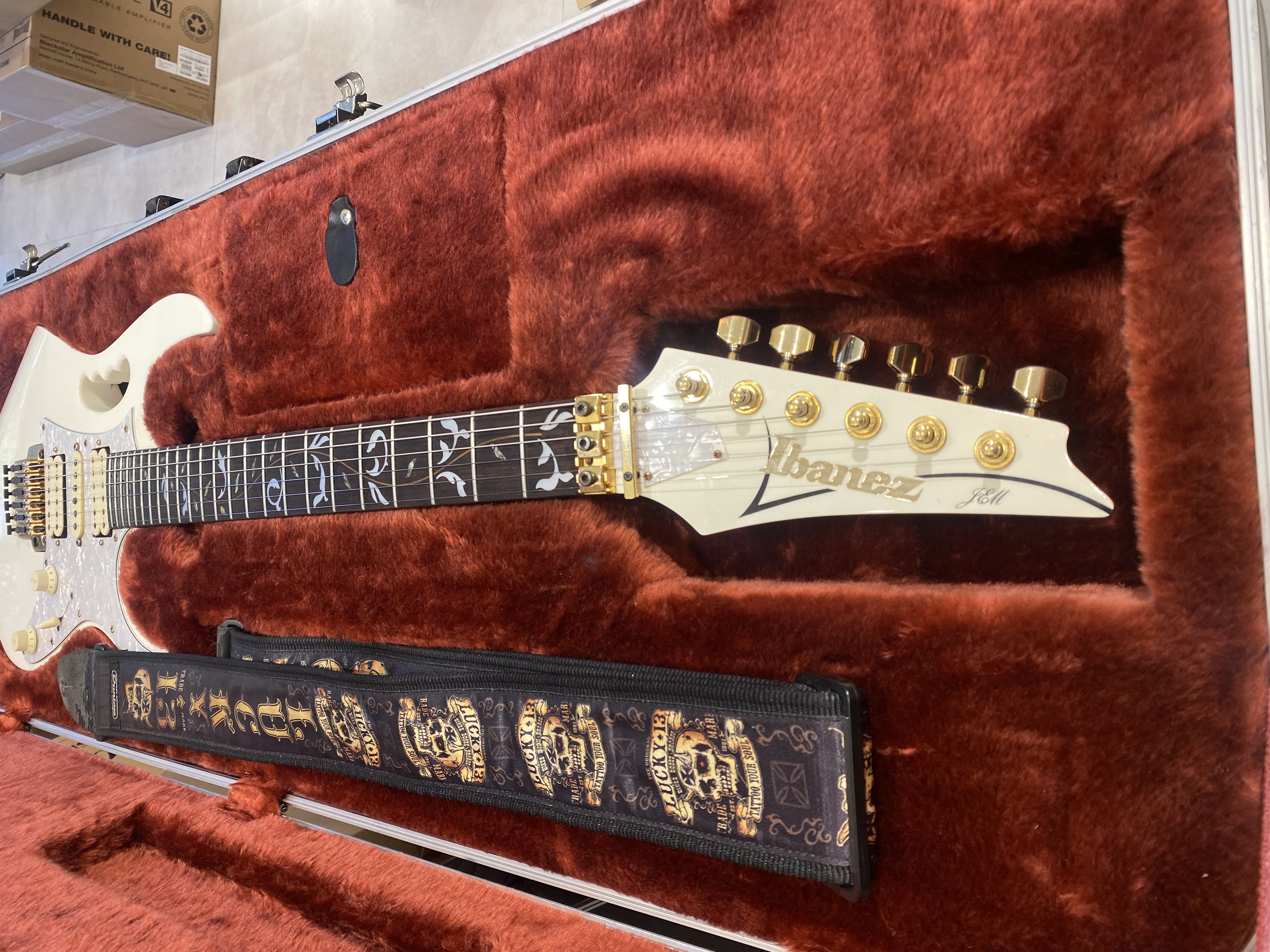 Ibanez Jem V7 8