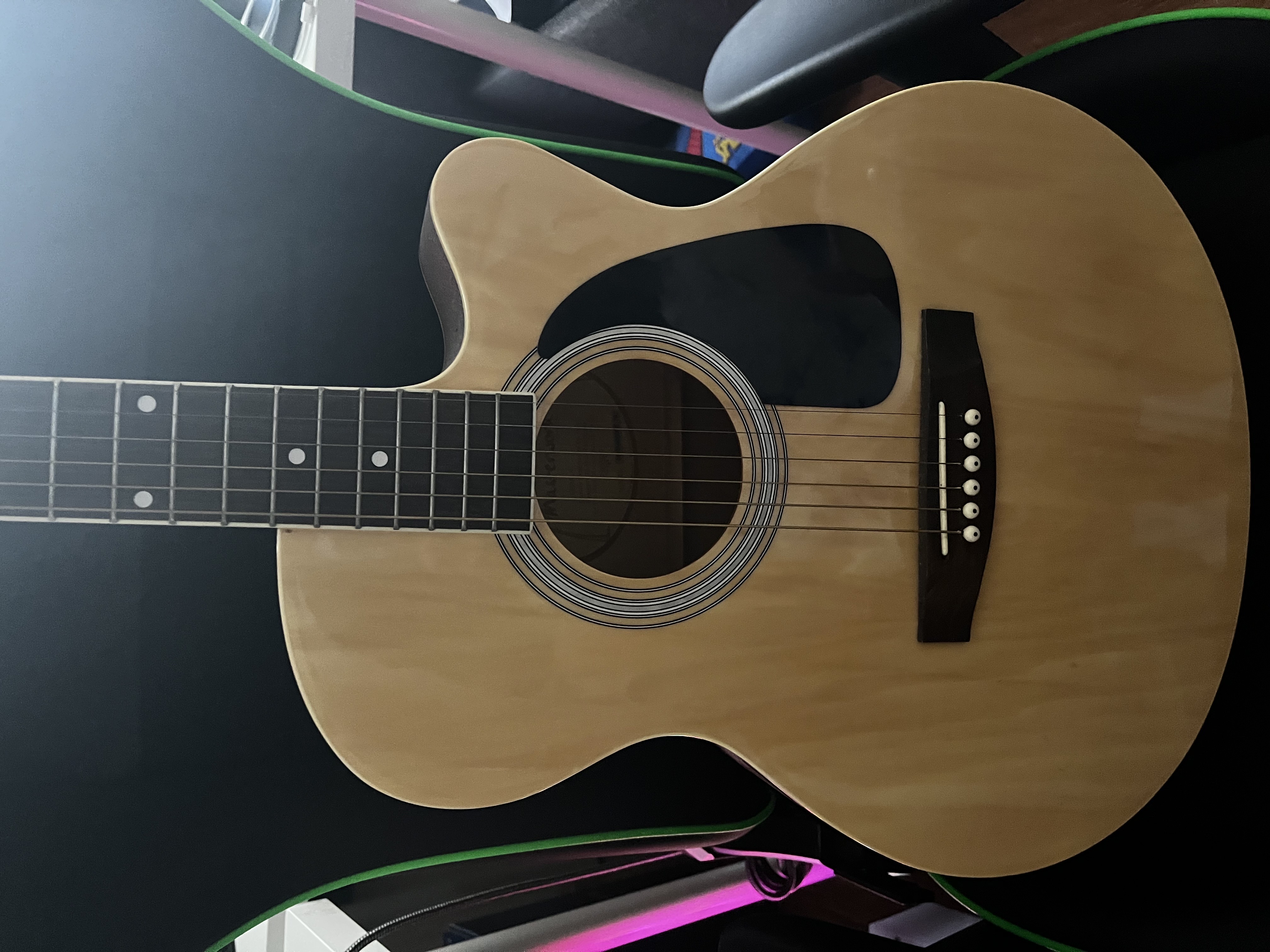 Masterwork elektro akustik gitar 1