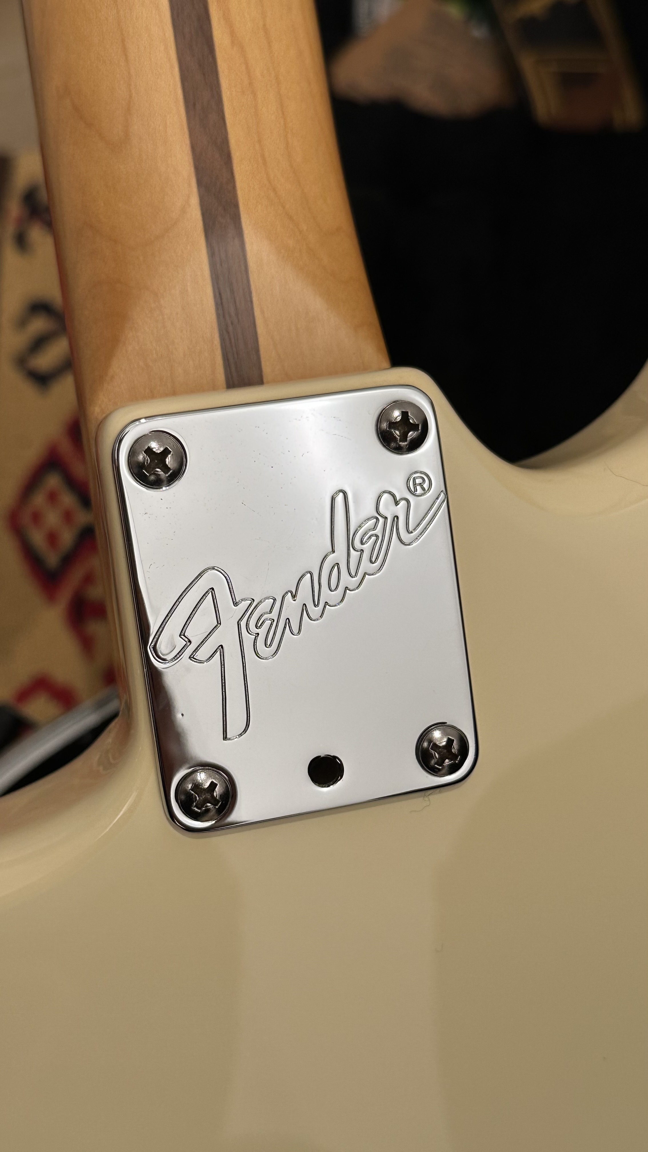 FENDER STRATOCASTER (USA) 4