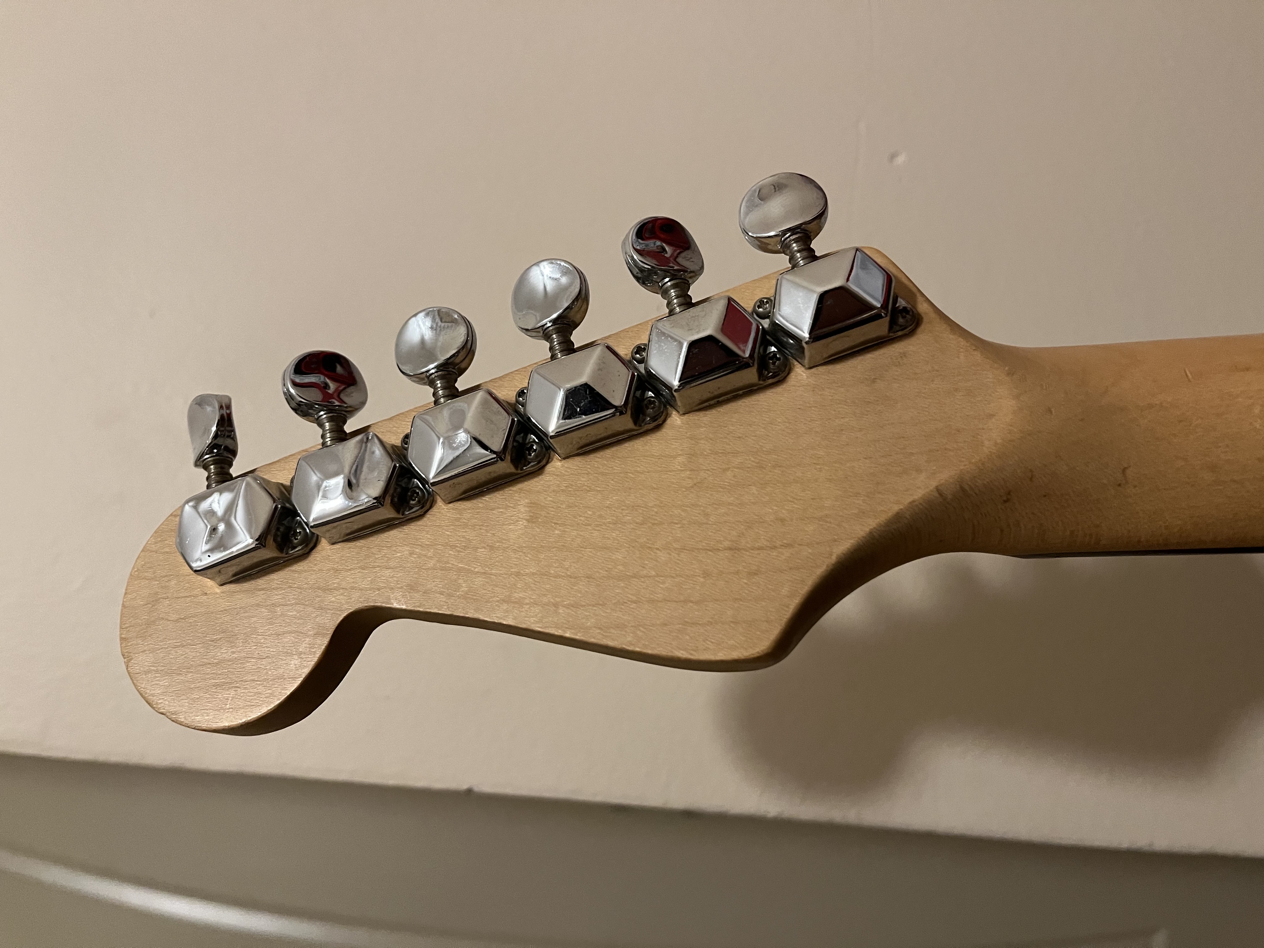Squier Kore VN - Rosewood Klavye 8