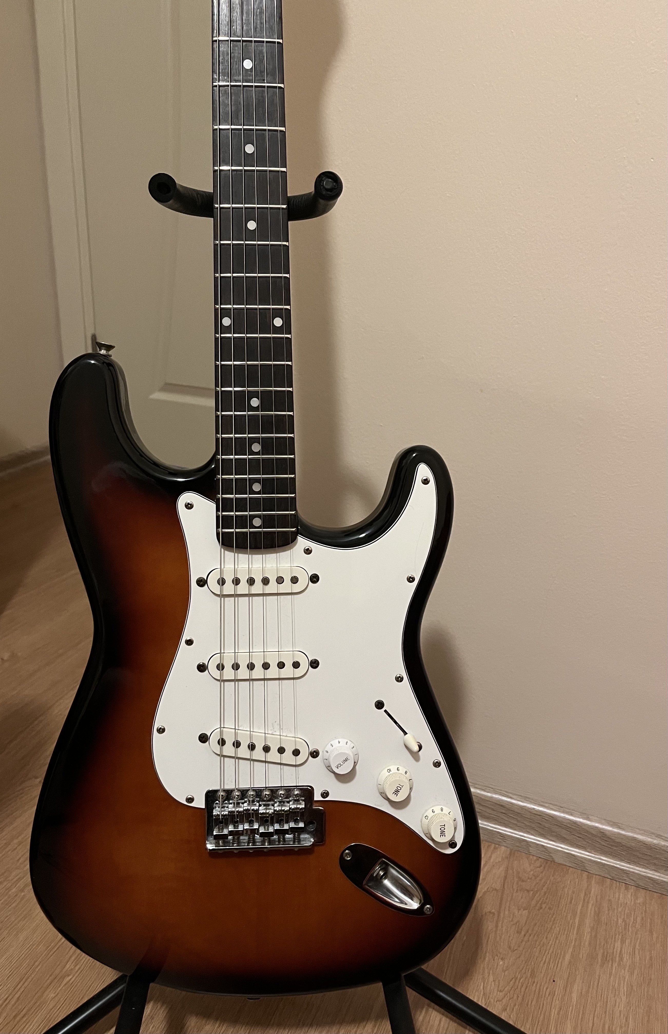 Squier Kore VN - Rosewood Klavye 2