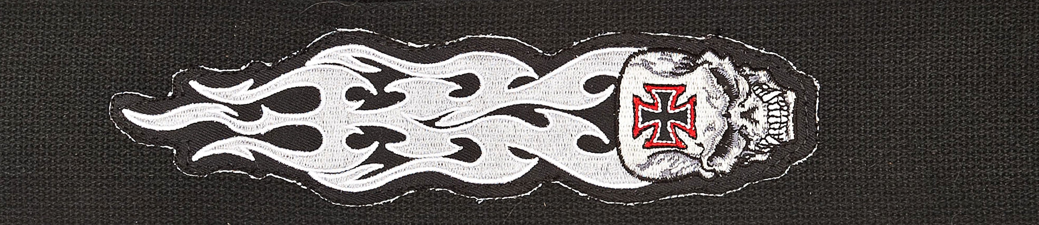 PLANETWAVES 64P03 GİTAR ASKISI, 64MM, DOKUMA GRAY TRIBAL SKULL 1