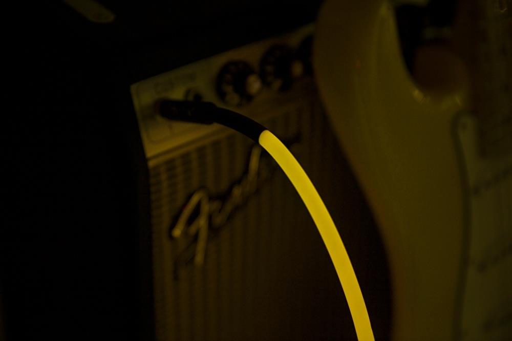 Fender Professional Fosforlu Turuncu 5m Enstrüman Kablosu 4