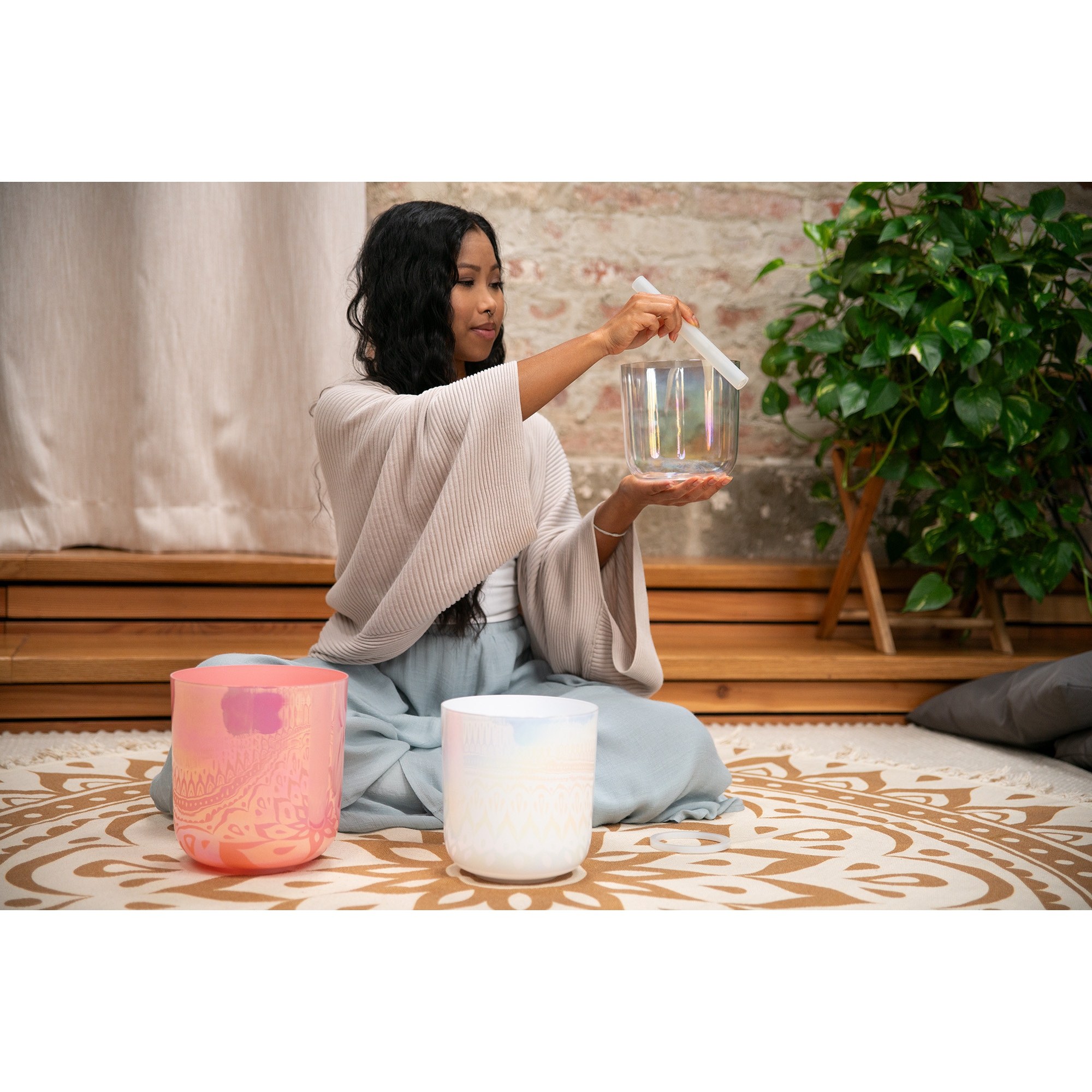 Meinl Sonic Energy 3-Parça Essence Crystal Singing Bowl Set (E4 / B3 / G3, 440 Hz) 4
