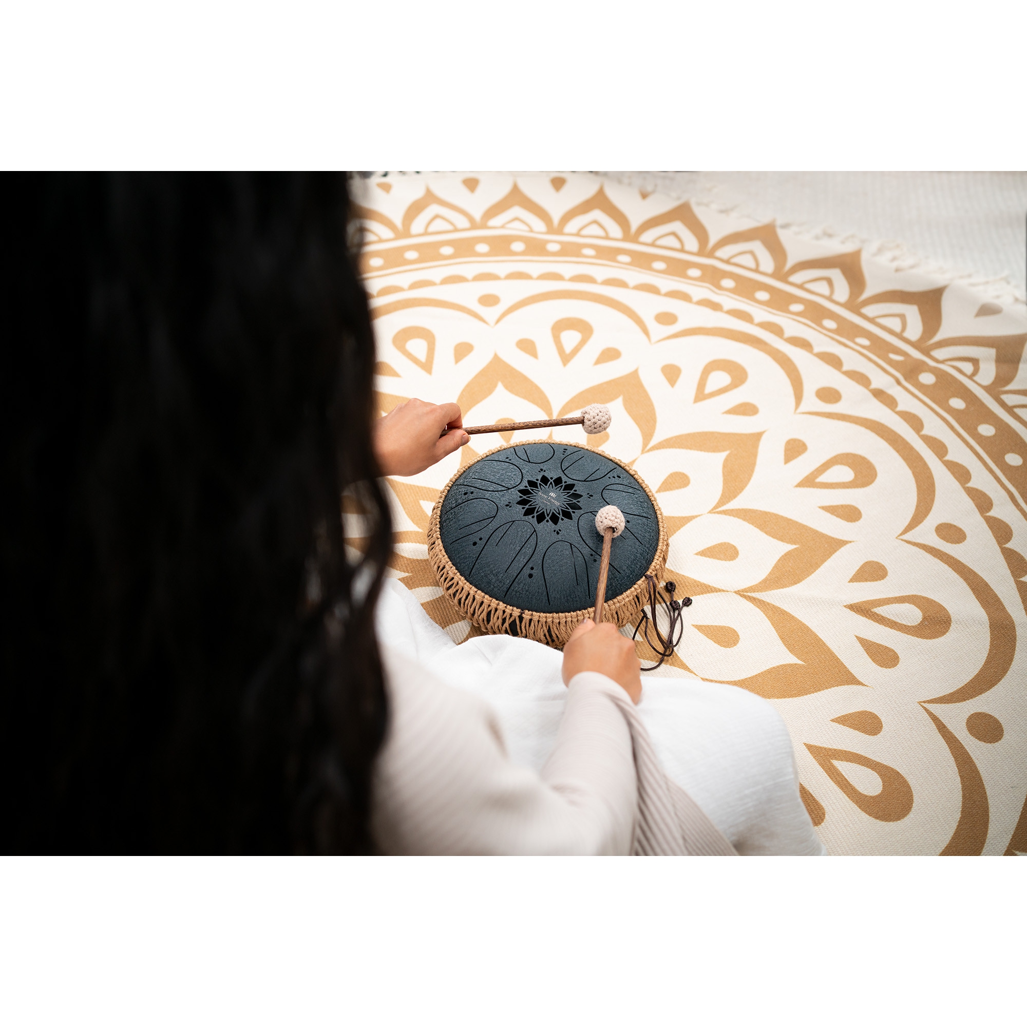 Meinl Sonic Energy 10" Medium Octave Steel Tongue Drum (C Minor, 8 Notes, 432 Hz, Navy Blue) 7