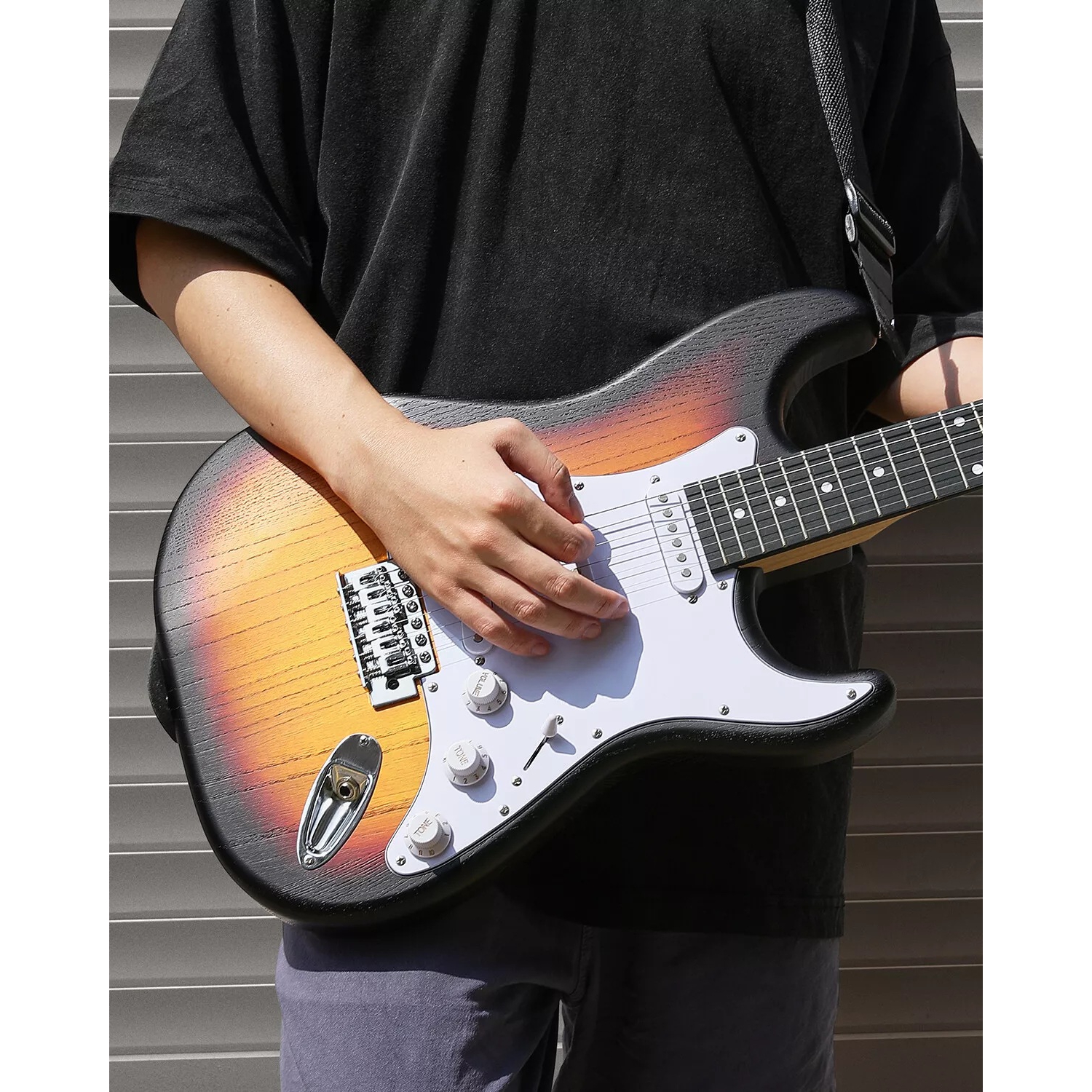 Donner DST-80 ST Elektro Gitar Seti (Sunburst) 6