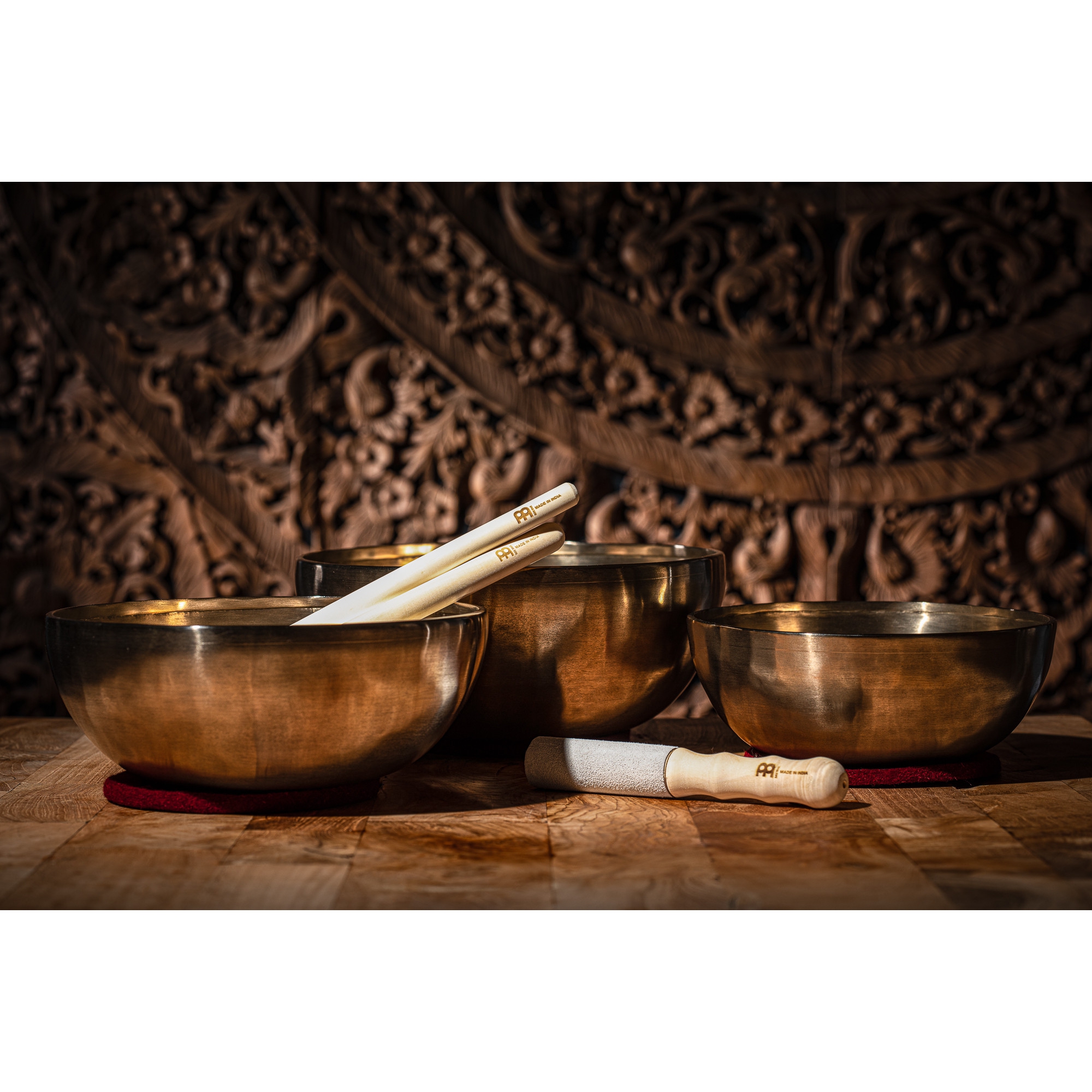 Meinl Sonic Energy 3-Parça Energy Therapy Series Singing Bowl Set (1400/1800/2200 g) 10