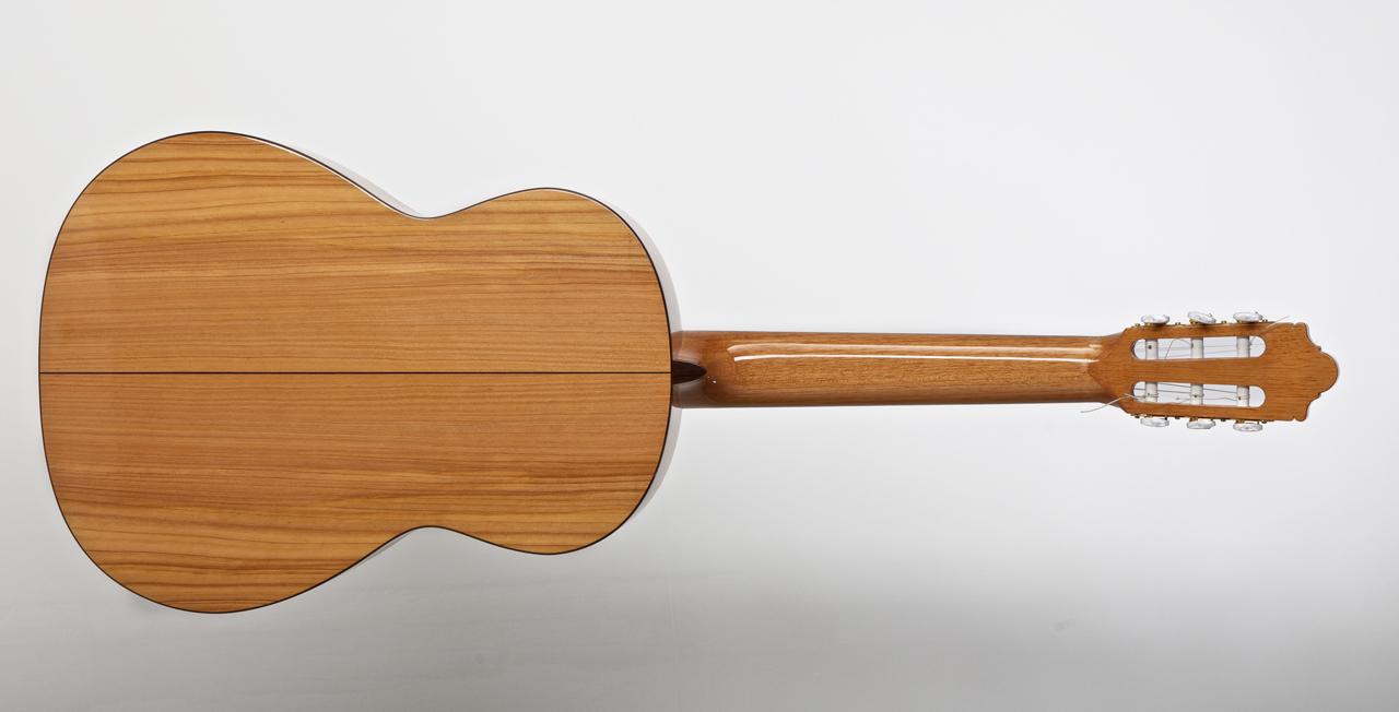 CAMPS M-5-S FLAMENCO GUITARS LADİN KAPAK 2