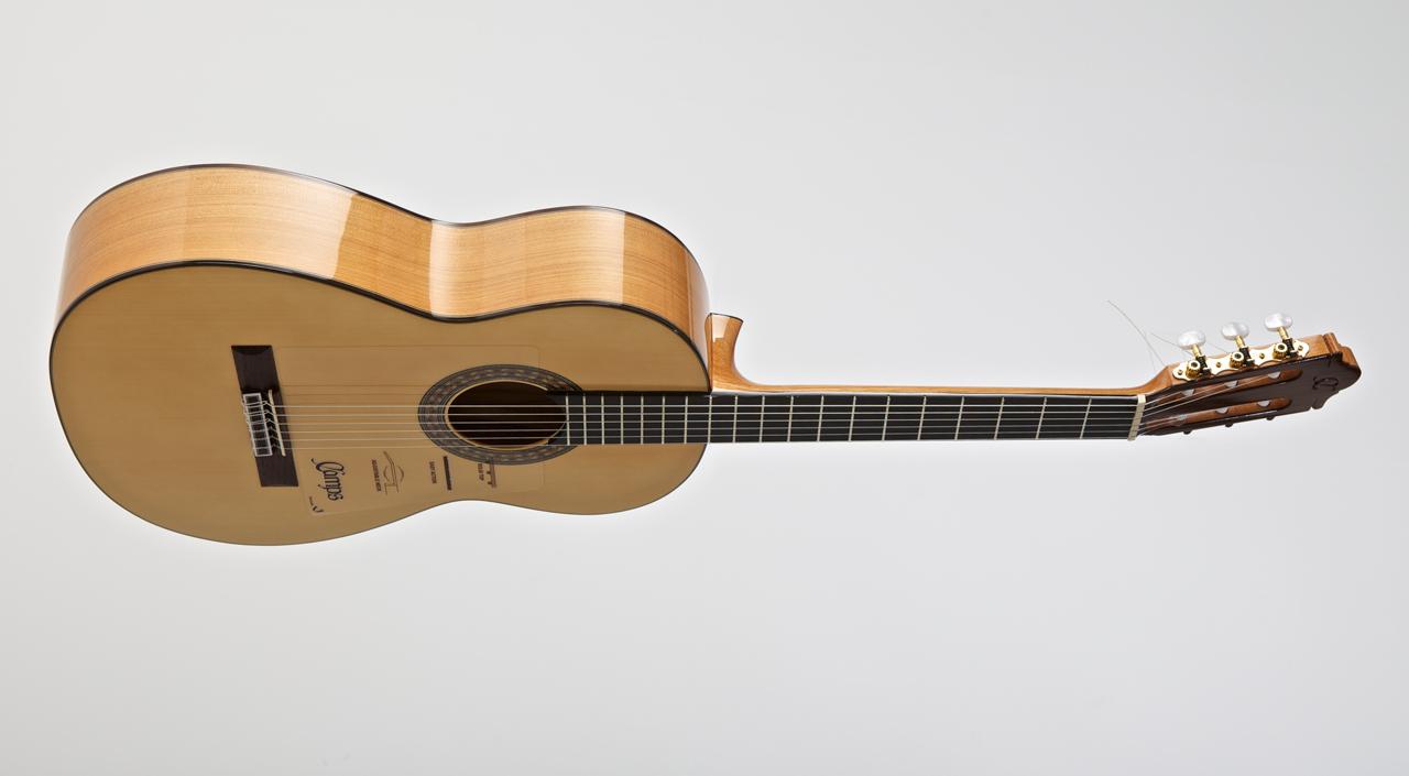 CAMPS M-5-S FLAMENCO GUITARS LADİN KAPAK 3