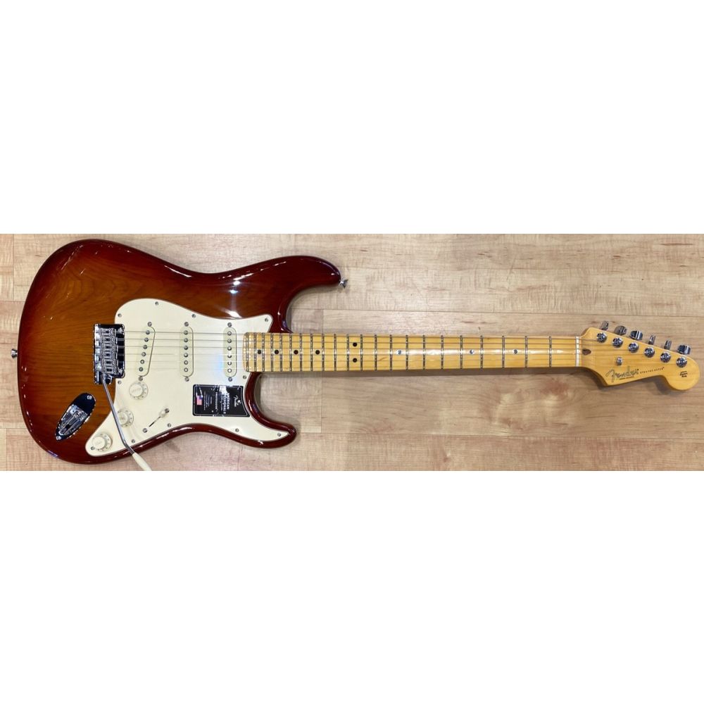 Fender American Professional II Stratocaster Akçaağaç Klavye Sienna Sunburst Elektro Gitar 2