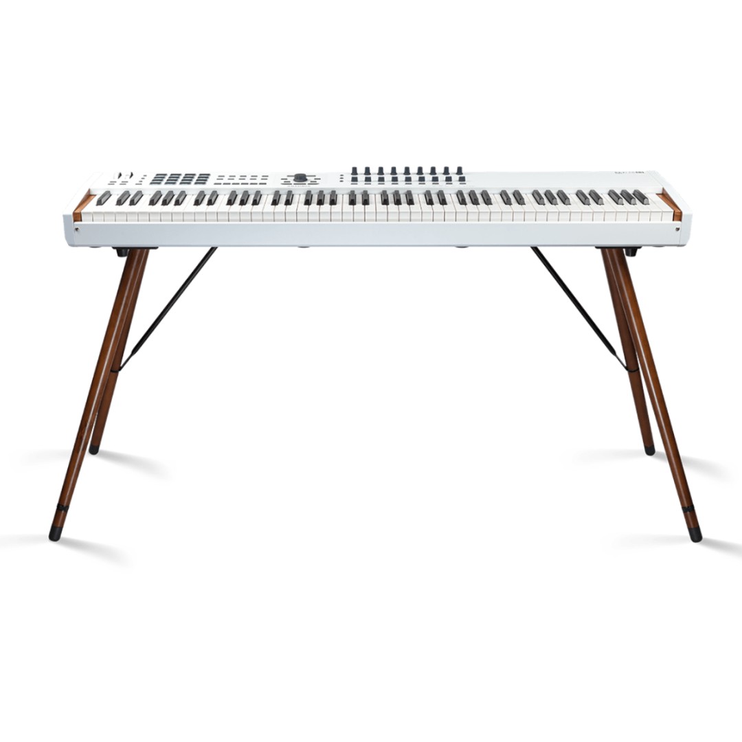 Arturia Wooden Legs 4