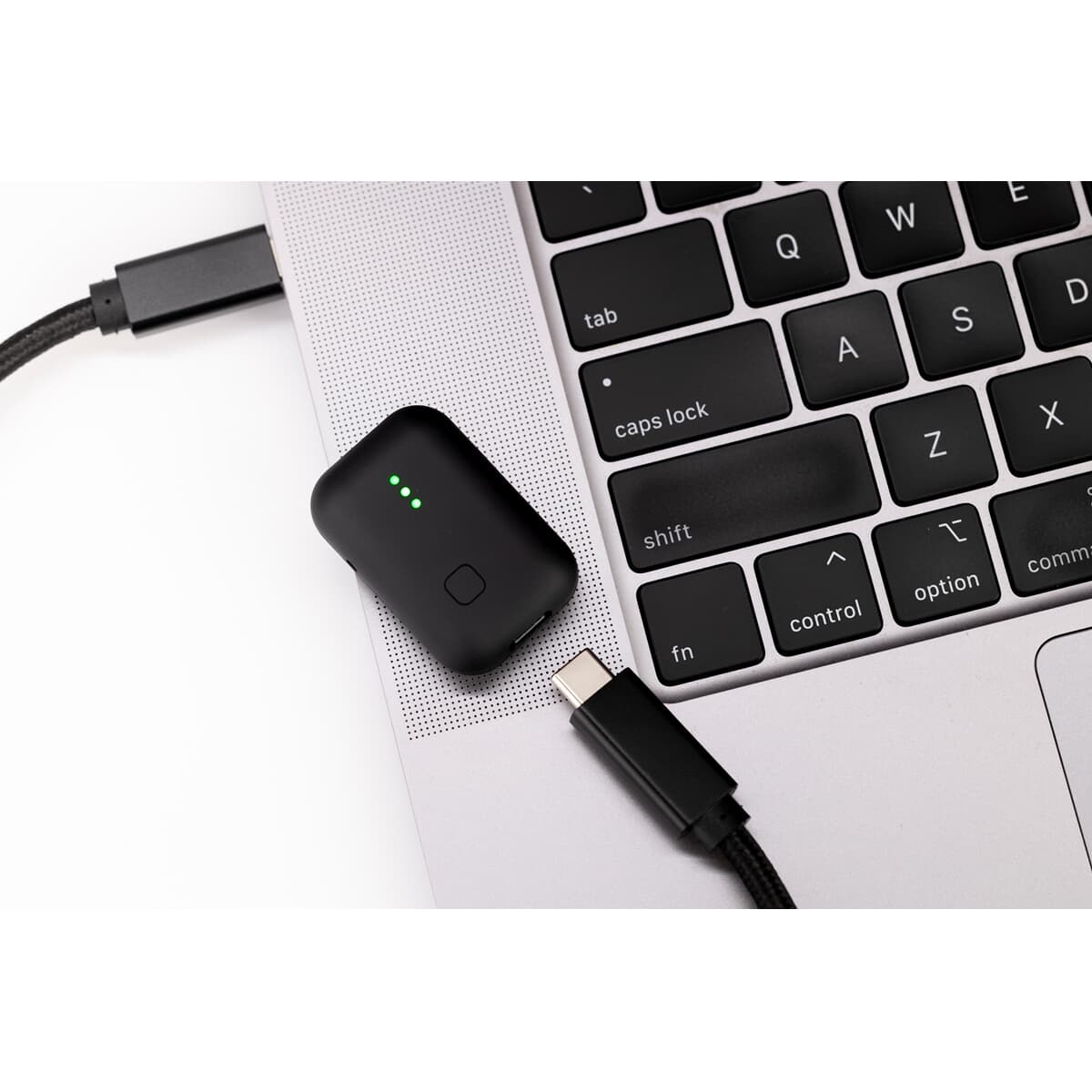 Zoom Instamic Pro Plus C Stereo-32 bit Float-Wireless Recorder 2