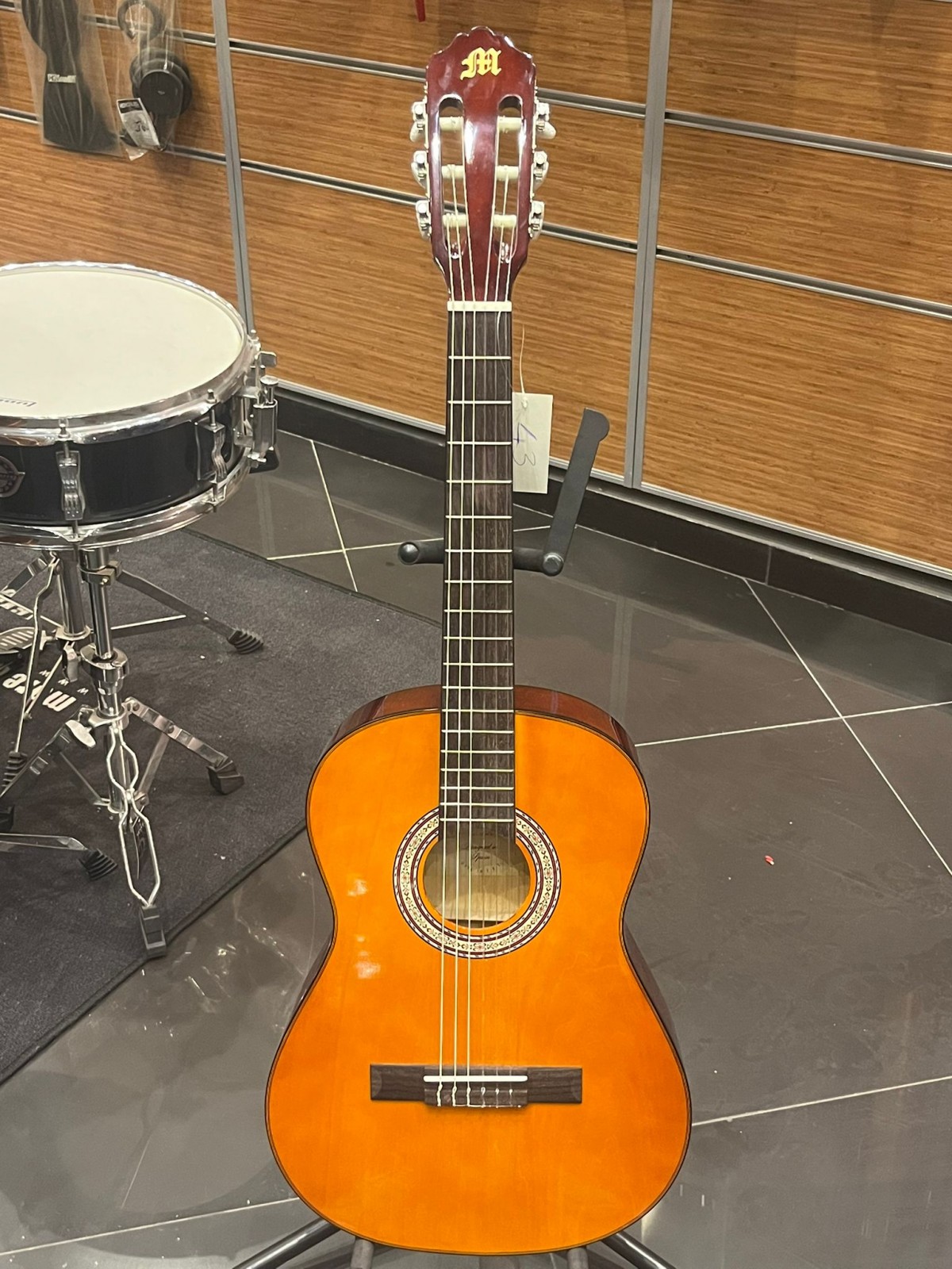 Outlet- Miguel Angela Naturel 3/4 Klasik Gitar 1